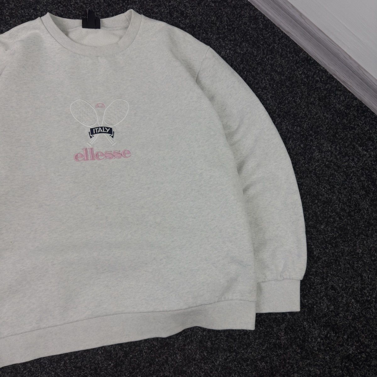 Ellesse Ellesse 90s Tennis Sweatshirt Vintage Big Embroidered Logo Size US XL / EU 56 / 4 - 3 Thumbnail