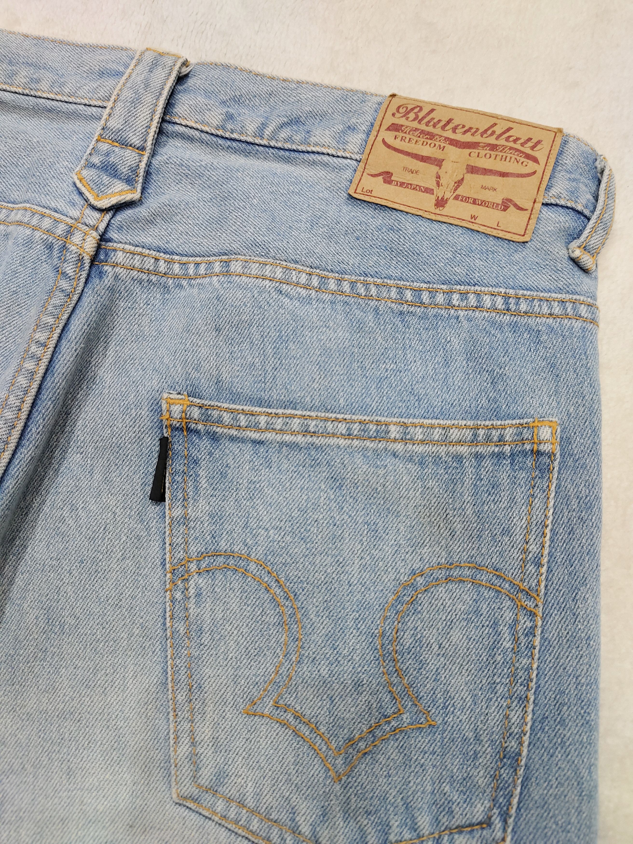 Japanese Brand 00s Blutenblatt🇯🇵 Pacthwork Star Stitch Flare Jeans Size US 31 - 6 Thumbnail