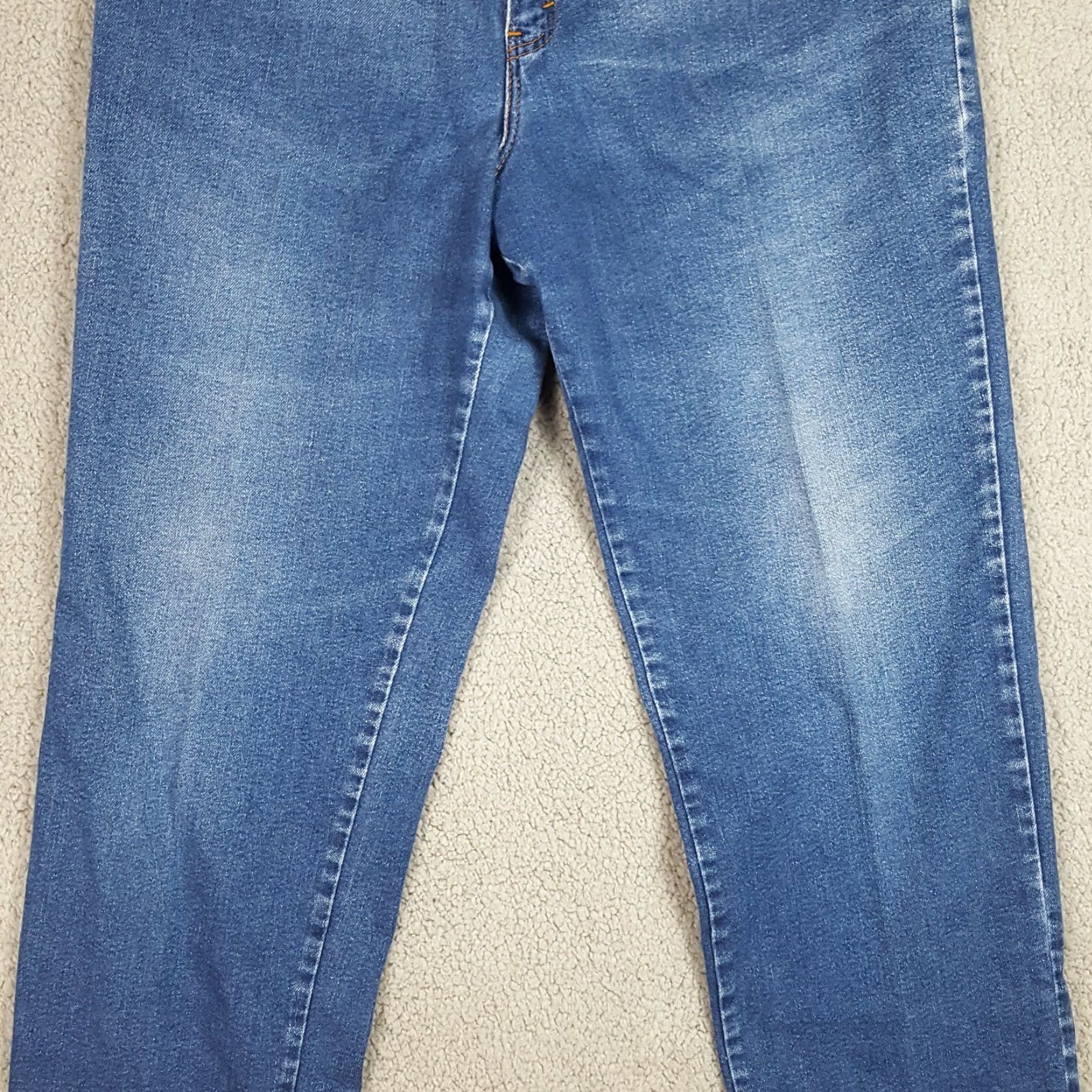 Levi's VINTAGE Levi's Jeans Tapered Fit Women's Size 36 Retro 80s Denim Blue High Waist Pockets Size 25" / US 0 / IT 36 - 3 Thumbnail