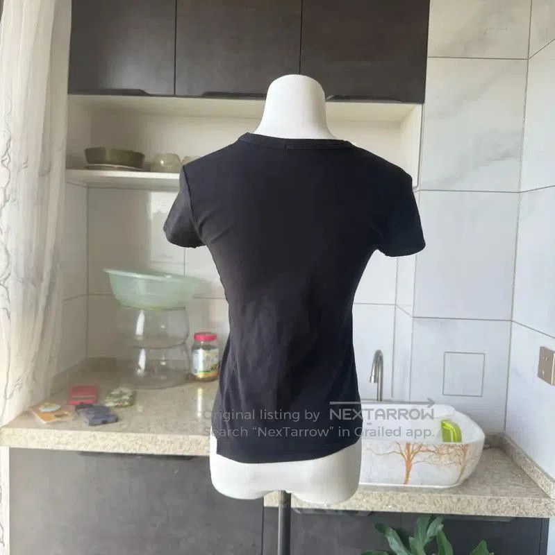 Burberry Burberry Women's Black Cotton Long Sleeve Tee. Size M / US 6-8 / IT 42-44 - 7 Thumbnail