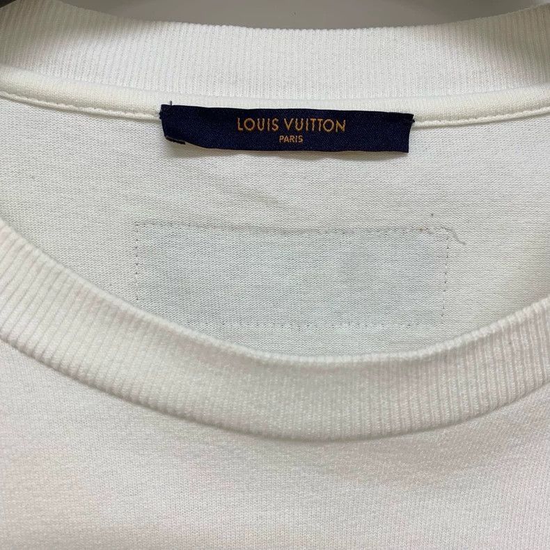 Louis Vuitton Louis Vuitton Graffiti Letter Short Sleeve Size US XL / EU 56 / 4 - 2 Thumbnail