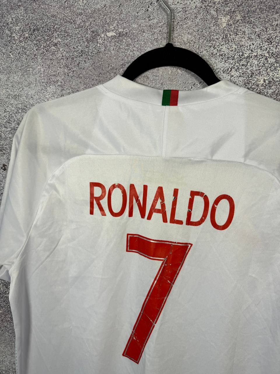 Vintage RONALDO Portugal National Team 2018 Fan Soccer Jersey Size US M / EU 48-50 / 2 - 10 Thumbnail