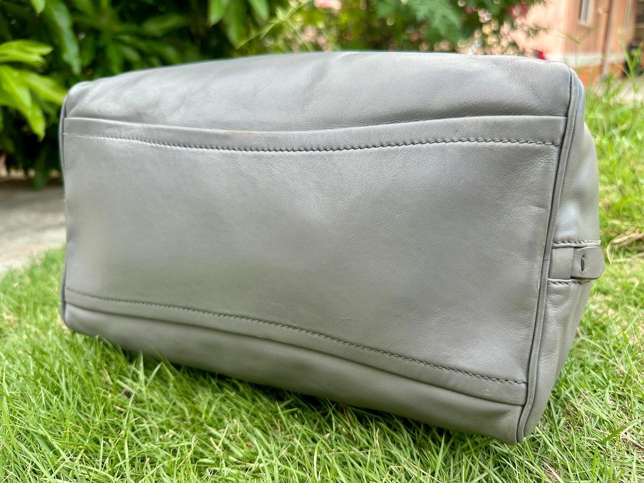 Prada Authentic Prada Soft Calf Leather Inside Bag Size ONE SIZE - 4 Thumbnail