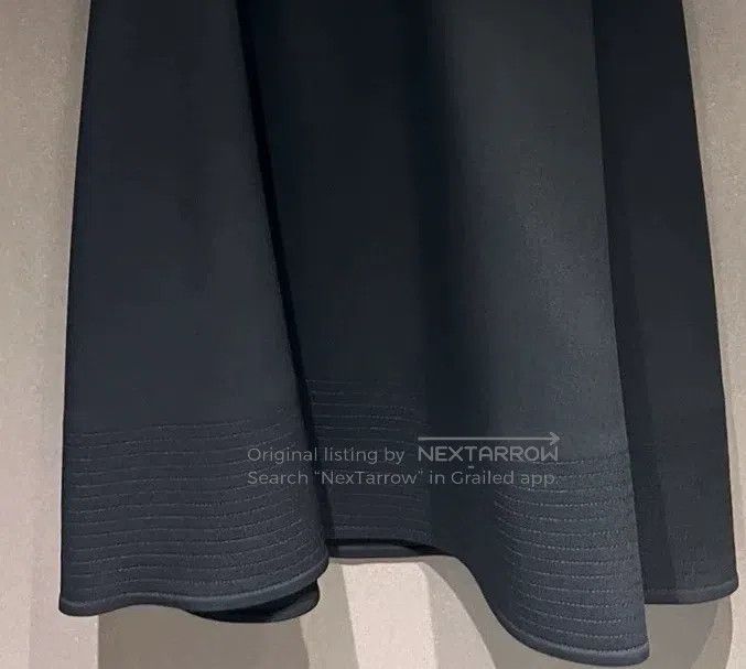Valentino Valentino Black skirt Size XS / US 0-2 / IT 36-38 - 4 Thumbnail