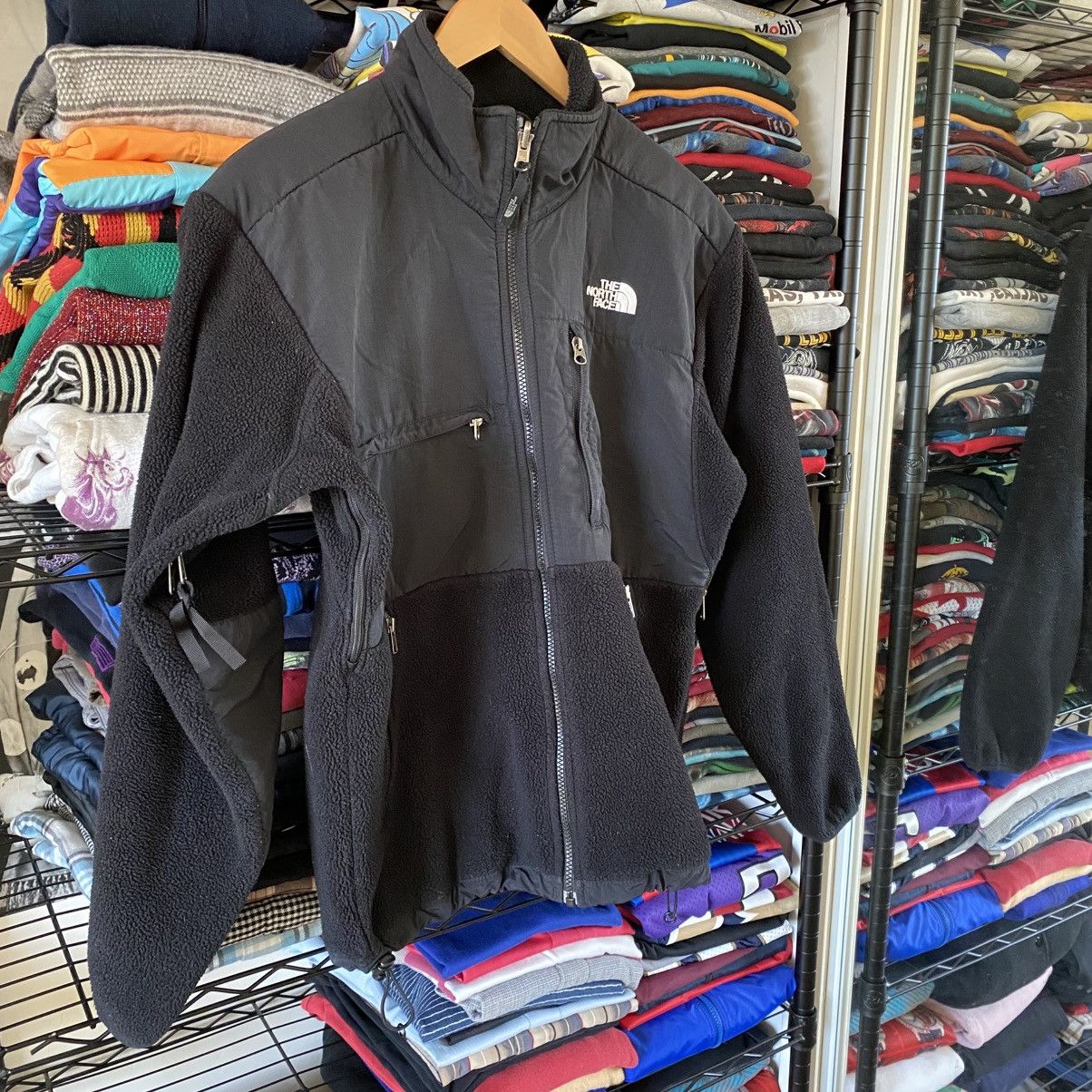 The North Face Vintage The North Face Denali Jacket Black Tonal Y2K Grunge Size US S / EU 44-46 / 1 - 5 Thumbnail