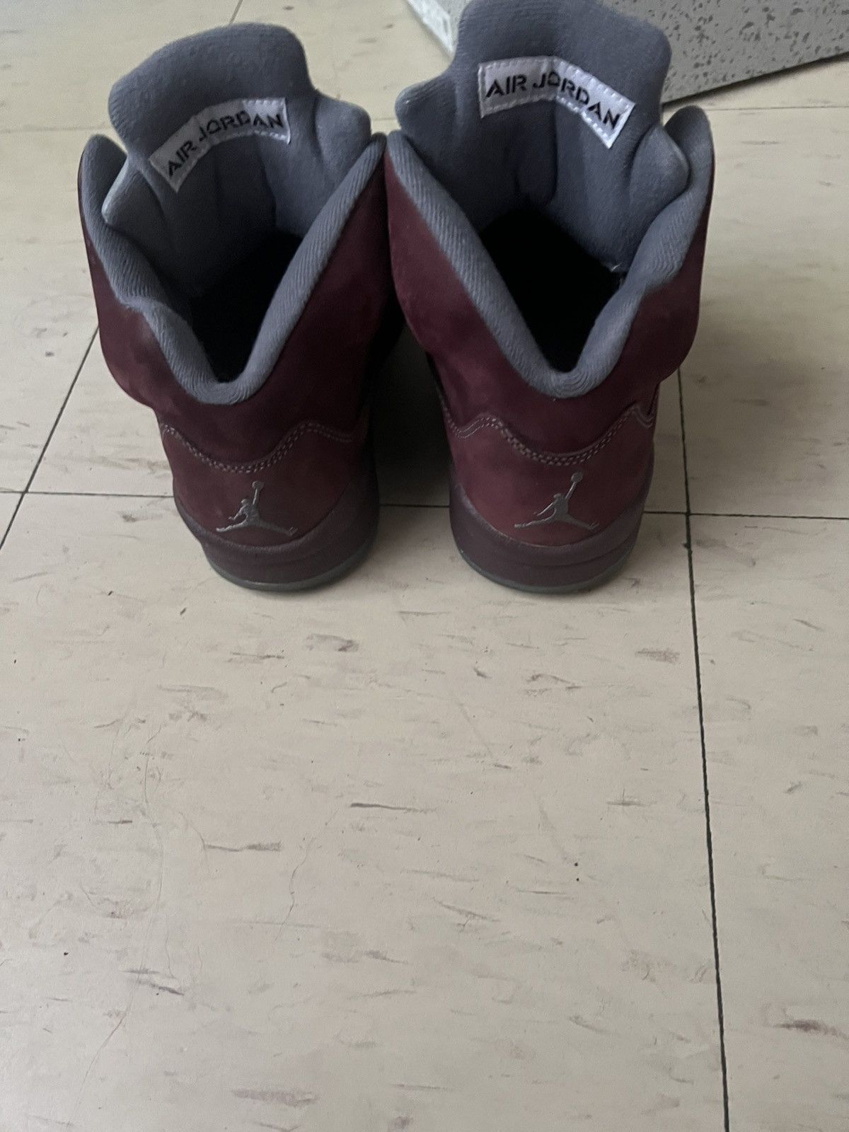Jordan Brand Air Jordan Burgundy 5 Size US 7 / EU 40 - 4 Thumbnail