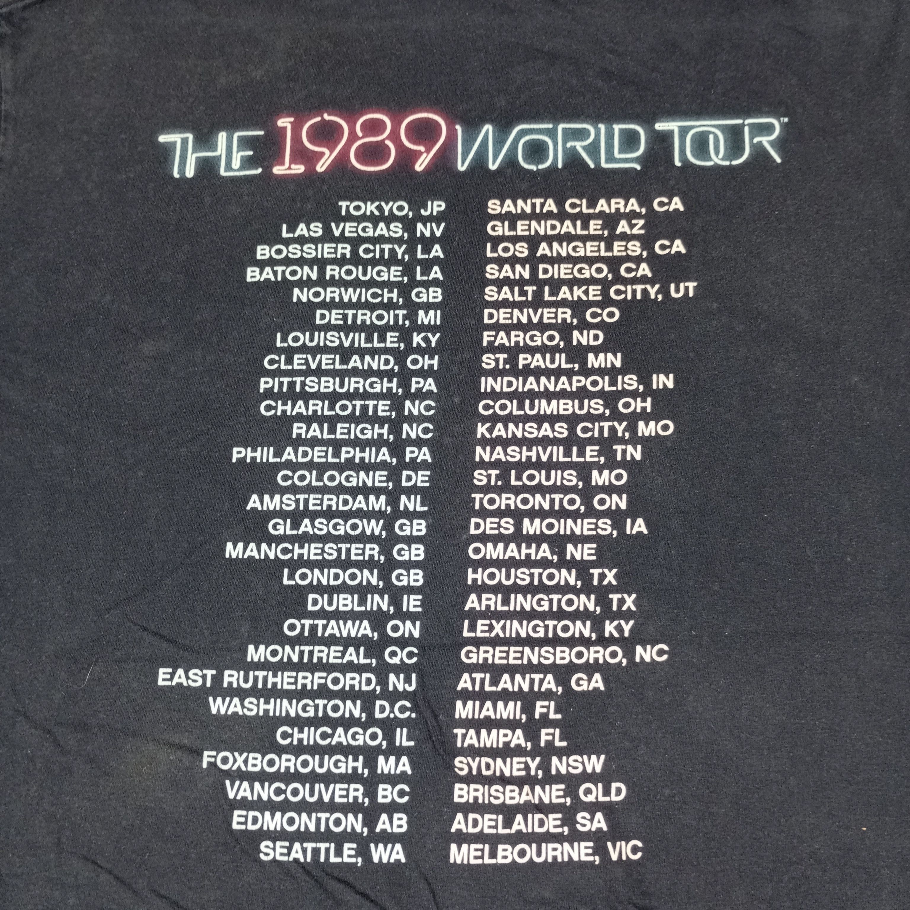 Band Tees × Vintage Taylor Swift World Tour Tshirt Size US M / EU 48-50 / 2 - 4 Thumbnail