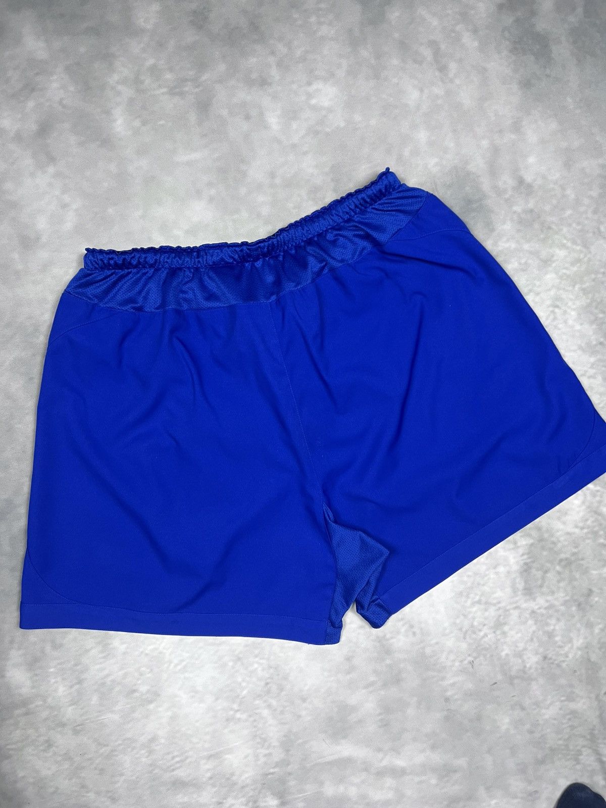 Nike Vtg Nike Arsenal FC 2011-12 Away Football Shorts Blue Size L Size US 33 - 4 Thumbnail