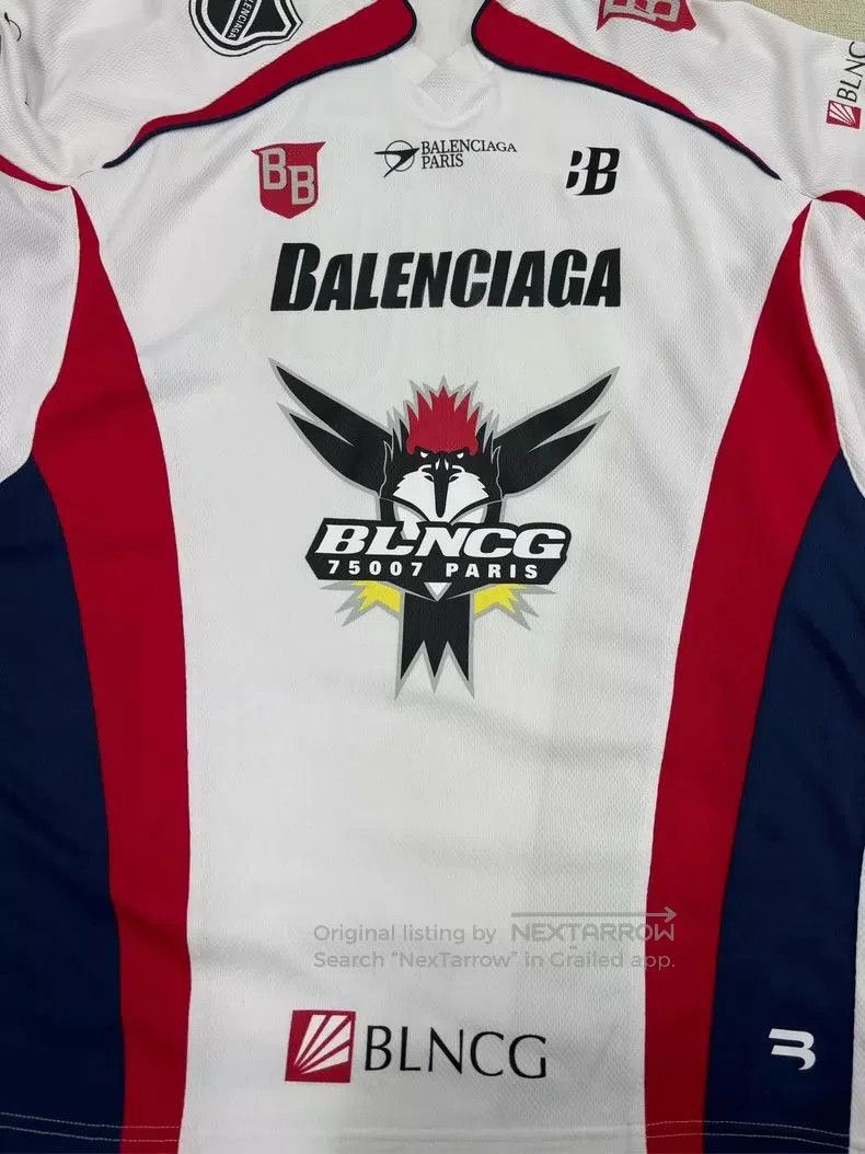 Balenciaga Balenciaga Red and White Hockey Jersey M Size. Size US M / EU 48-50 / 2 - 5 Thumbnail
