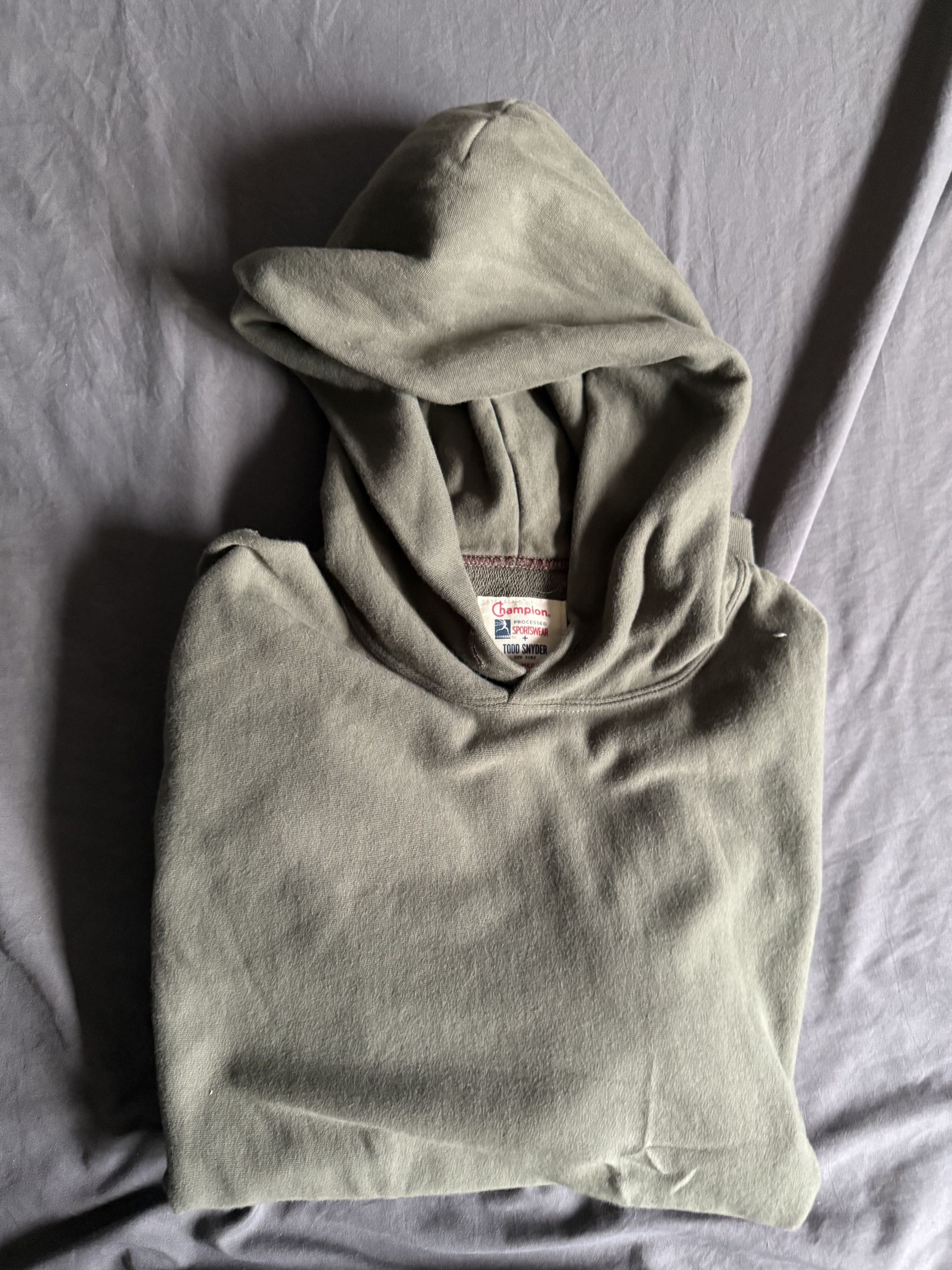 Todd Snyder TODD SNYDER x CHAMPION POPOVER HOODIE in ARMY GREEN $138 Size US M / EU 48-50 / 2 - 1 Thumbnail