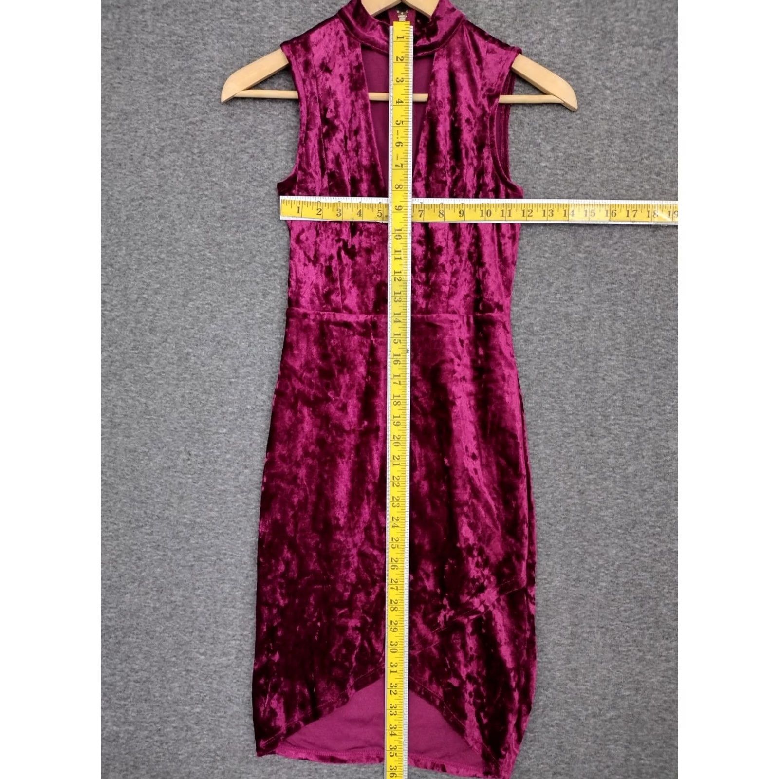 Vintage Charlotte Russe Velvet Choker Neck Open V Sleeveless Bodycon Dress XS Wine Red Women Size XS / US 0-2 / IT 36-38 - 4 Thumbnail