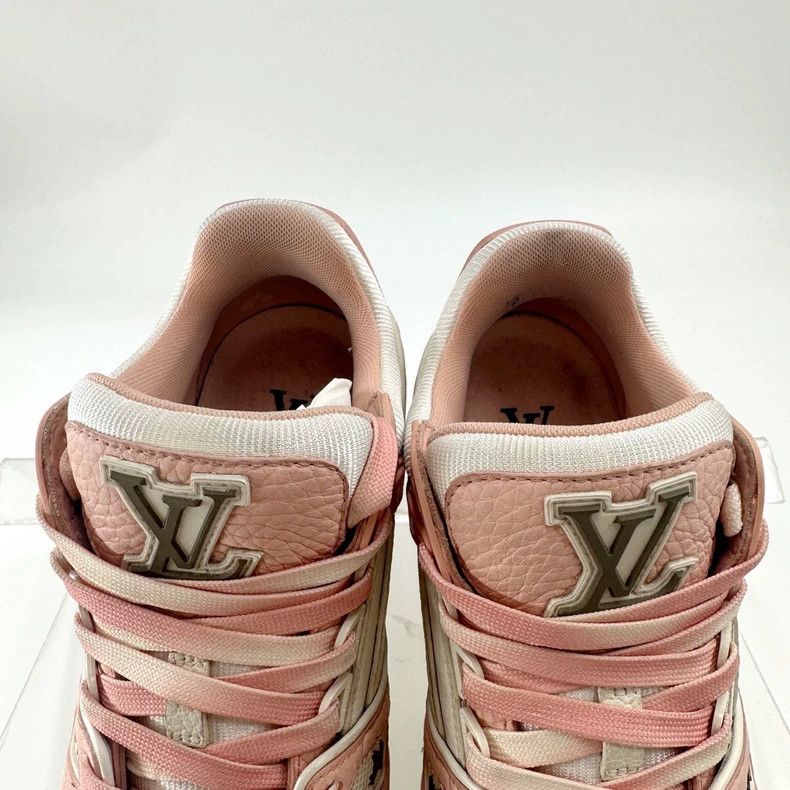 Louis Vuitton Louis Vuitton size 2.5 Black Pink and White Litchi Leather Size US 6 / IT 36 - 4 Thumbnail
