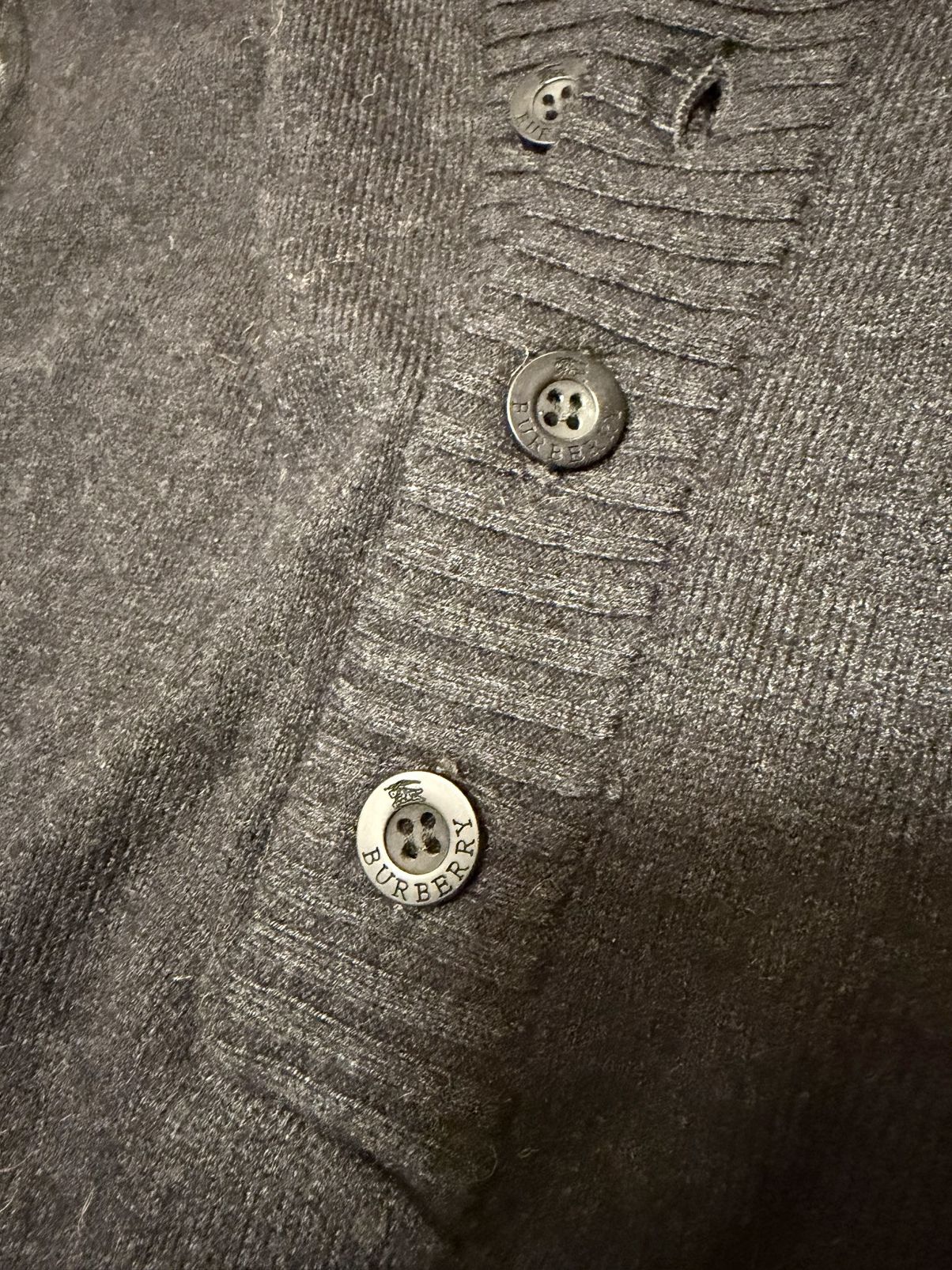 Burberry cashmere Burberry flannel Sweater Size US S / EU 44-46 / 1 - 2 Thumbnail