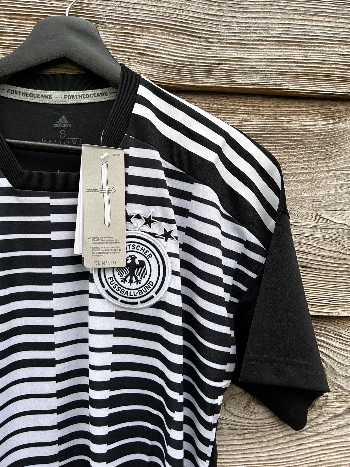 Adidas BNWT Adidas Germany DFB 2018 World Cup Pre Match Kit Jersey Size US S / EU 44-46 / 1 - 2 Thumbnail