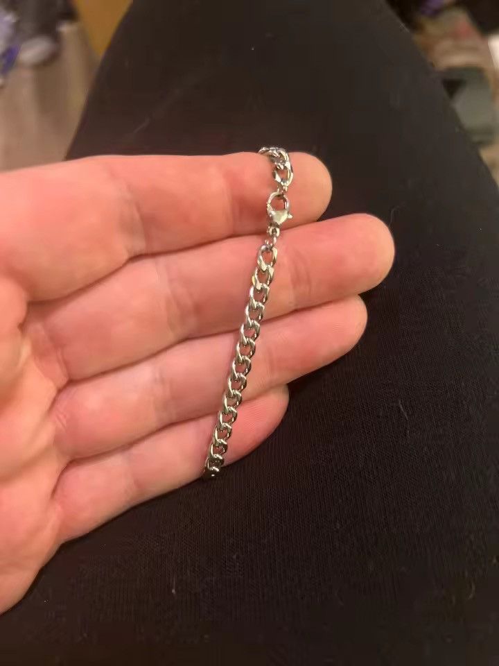 Japanese Brand 5 mm Cuban Link Bracelet - 18 cm Stainless Steel Curb Chain Size ONE SIZE - 1 Thumbnail
