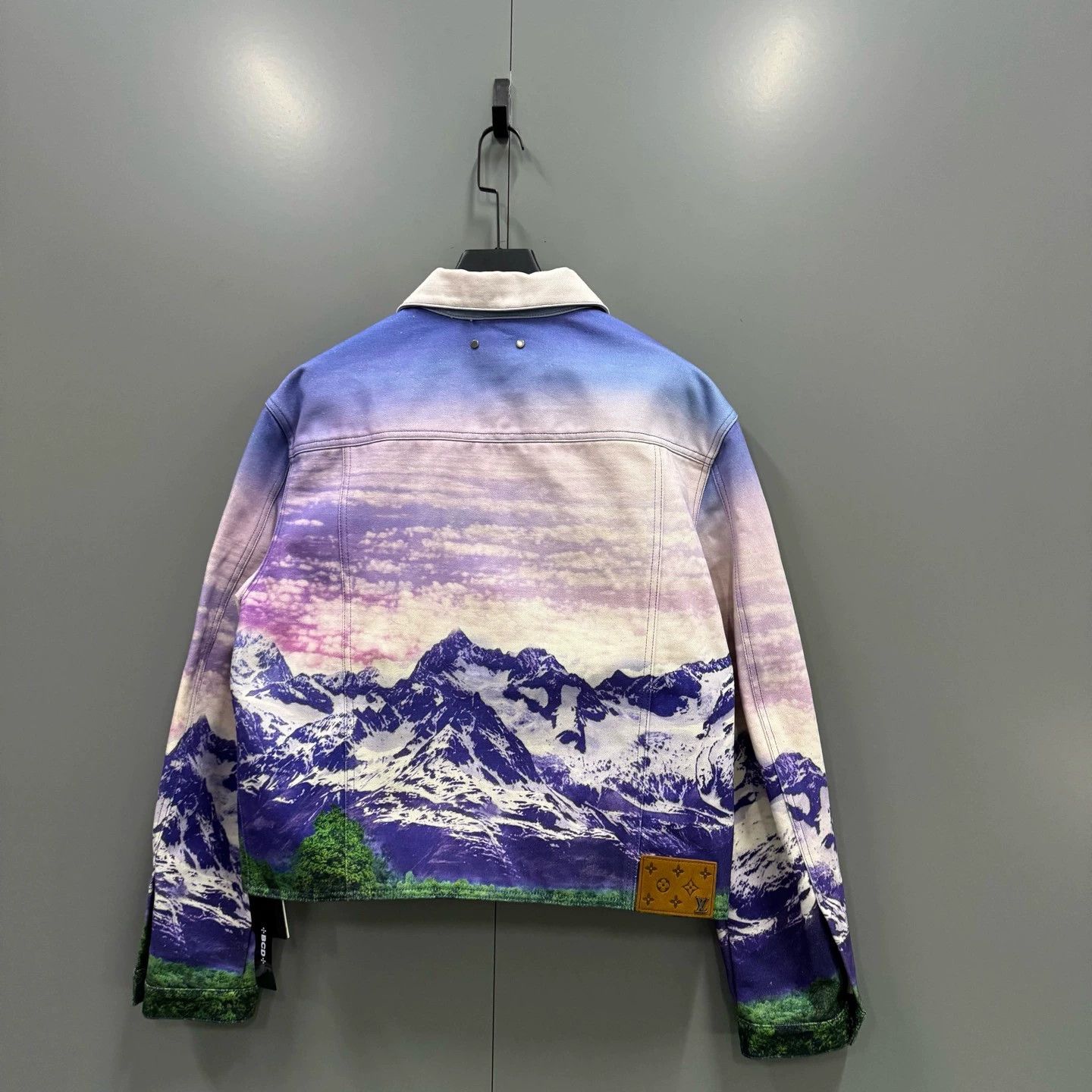 Louis Vuitton louis vuitton scenic print denim jacket Size US XL / EU 56 / 4 - 2 Thumbnail