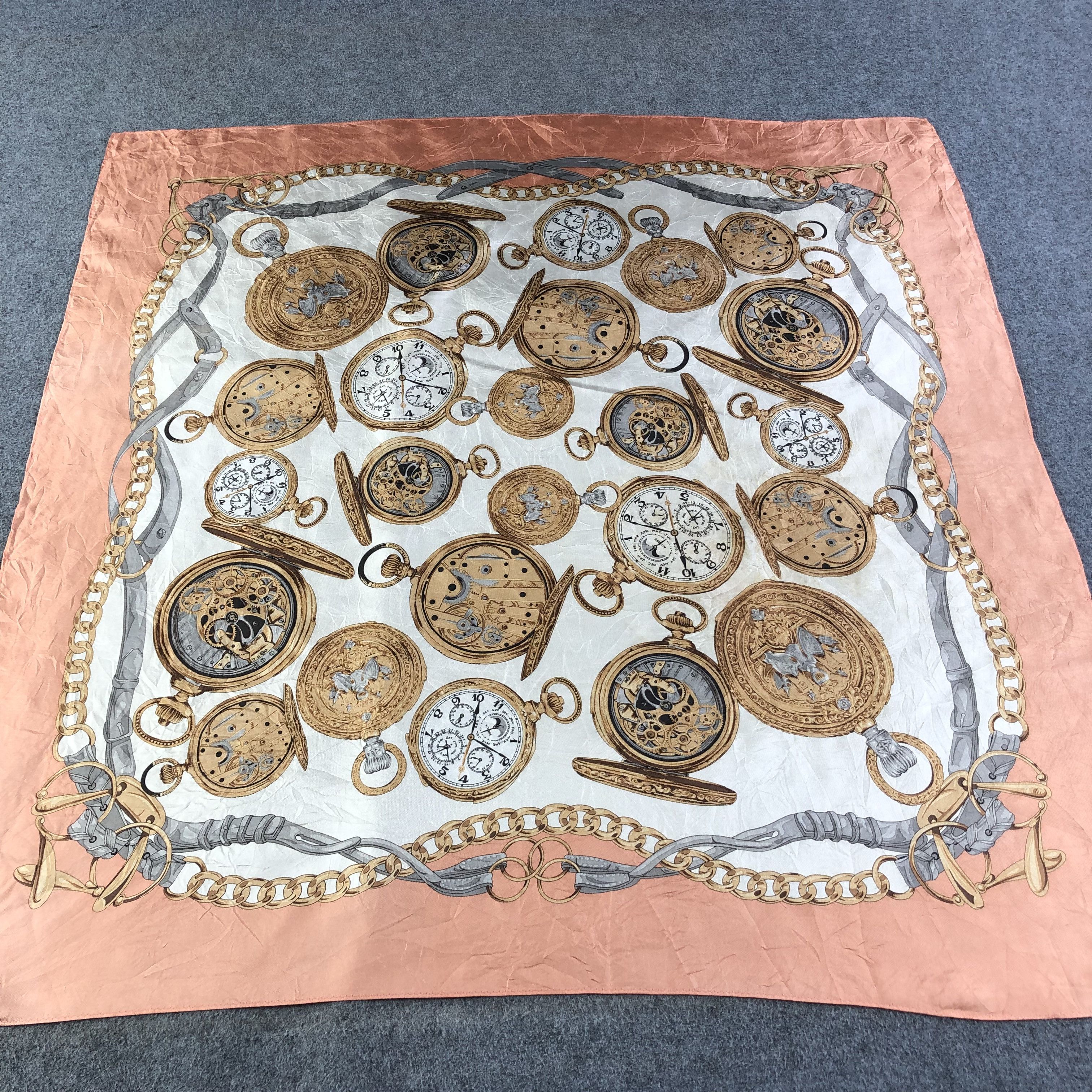Vintage Luxury Pocket Watches Design Silk Scarf M724 Size ONE SIZE - 1 Thumbnail