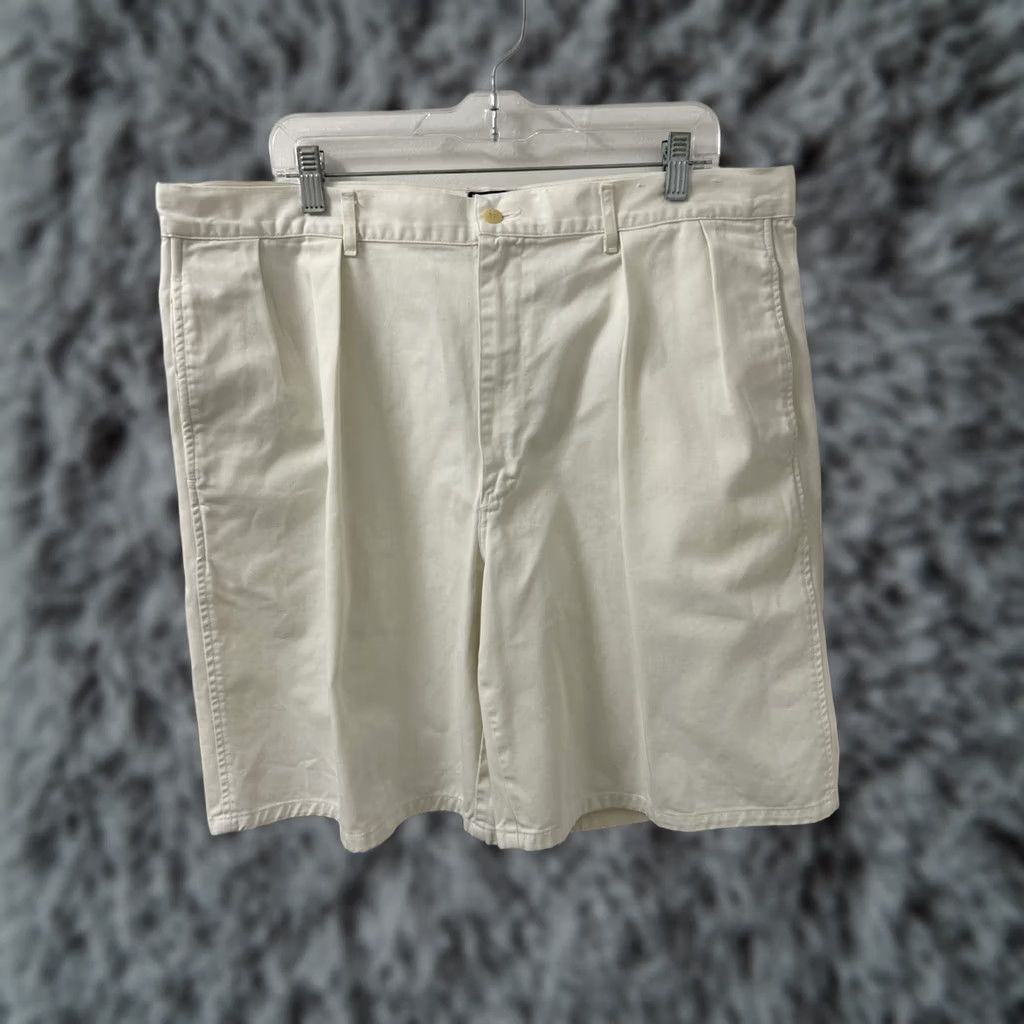 Polo Ralph Lauren VINTAGE Polo Ralph Lauren Shorts White Chino Pleated 9” Made In USA Mens 39 Size US L / EU 52-54 / 3 - 1 Thumbnail