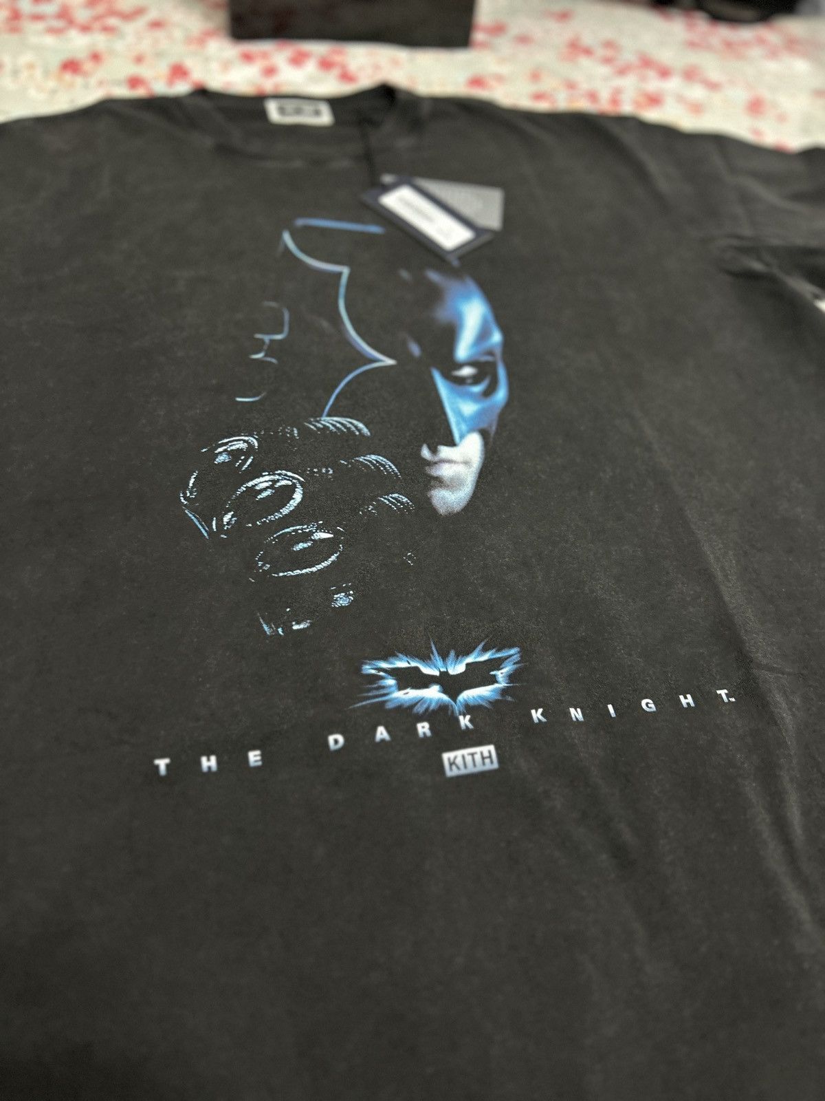 DC Comics × Kith Kith x Batman dark knight vintage tee shirt Size US XL / EU 56 / 4 - 2 Thumbnail