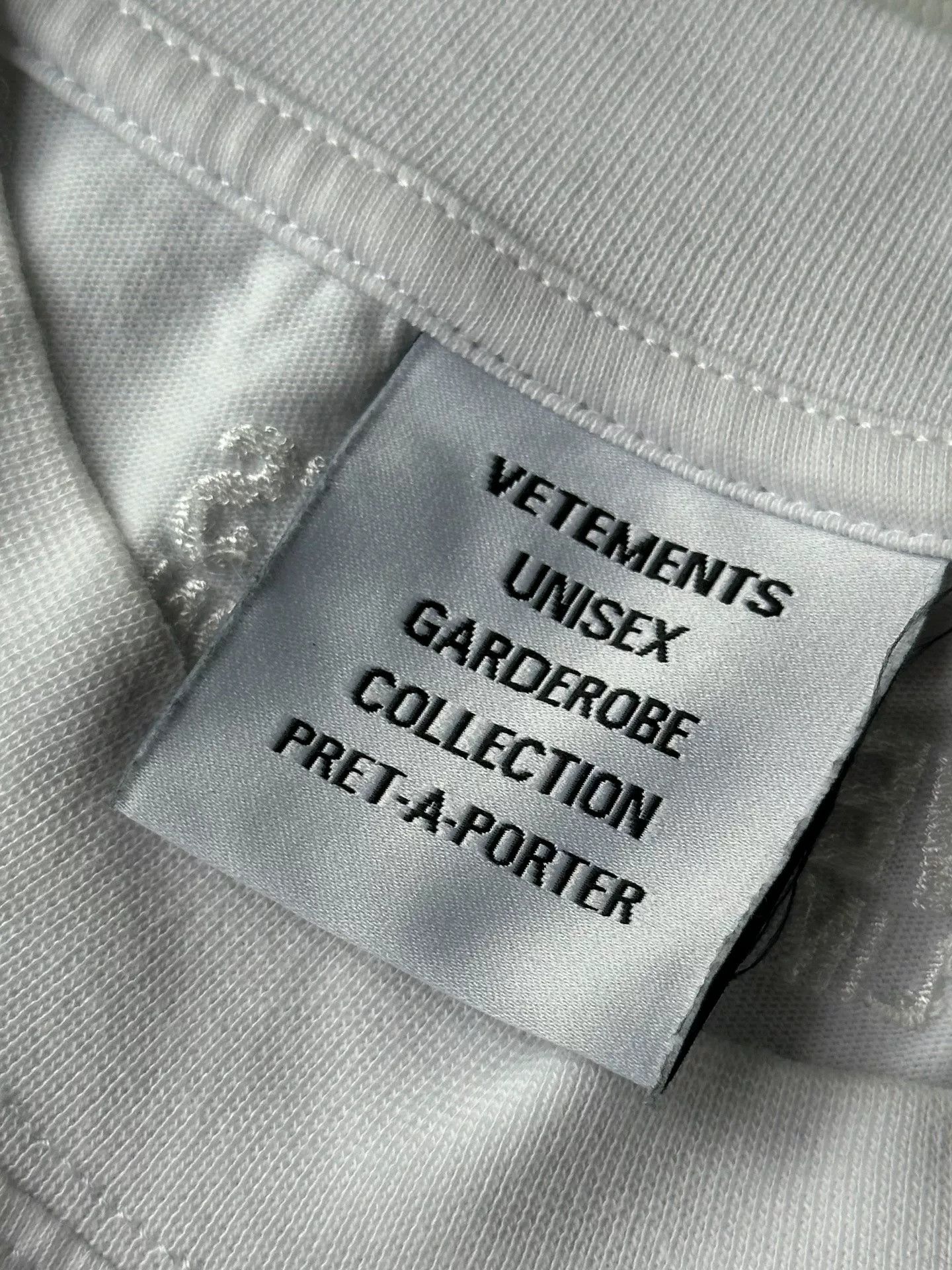 Vetements Vetements Logo Short Sleeve T-Shirt Size US S / EU 44-46 / 1 - 3 Thumbnail