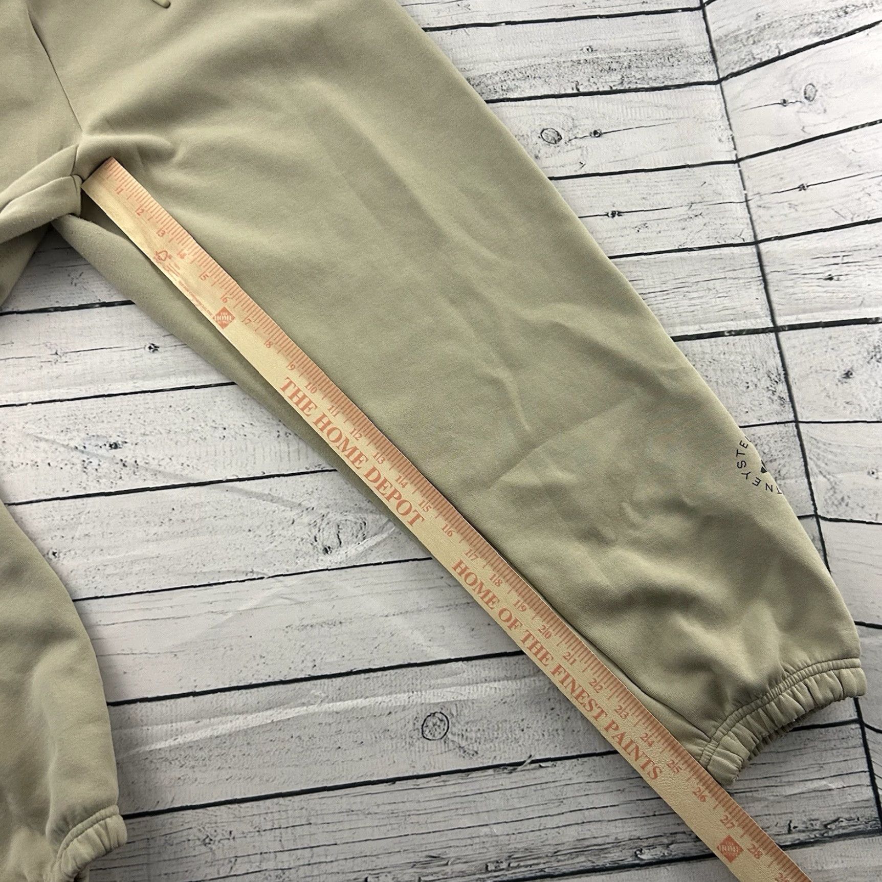 Stella McCartney Adidas Stella McCartney Baggy Sweatpants Women's XL Khaki Beige Pants Mens XL Beige Sweatpants Stella McCartney Adidas by Stella McCartney Size 40" / US 18 - 7 Thumbnail