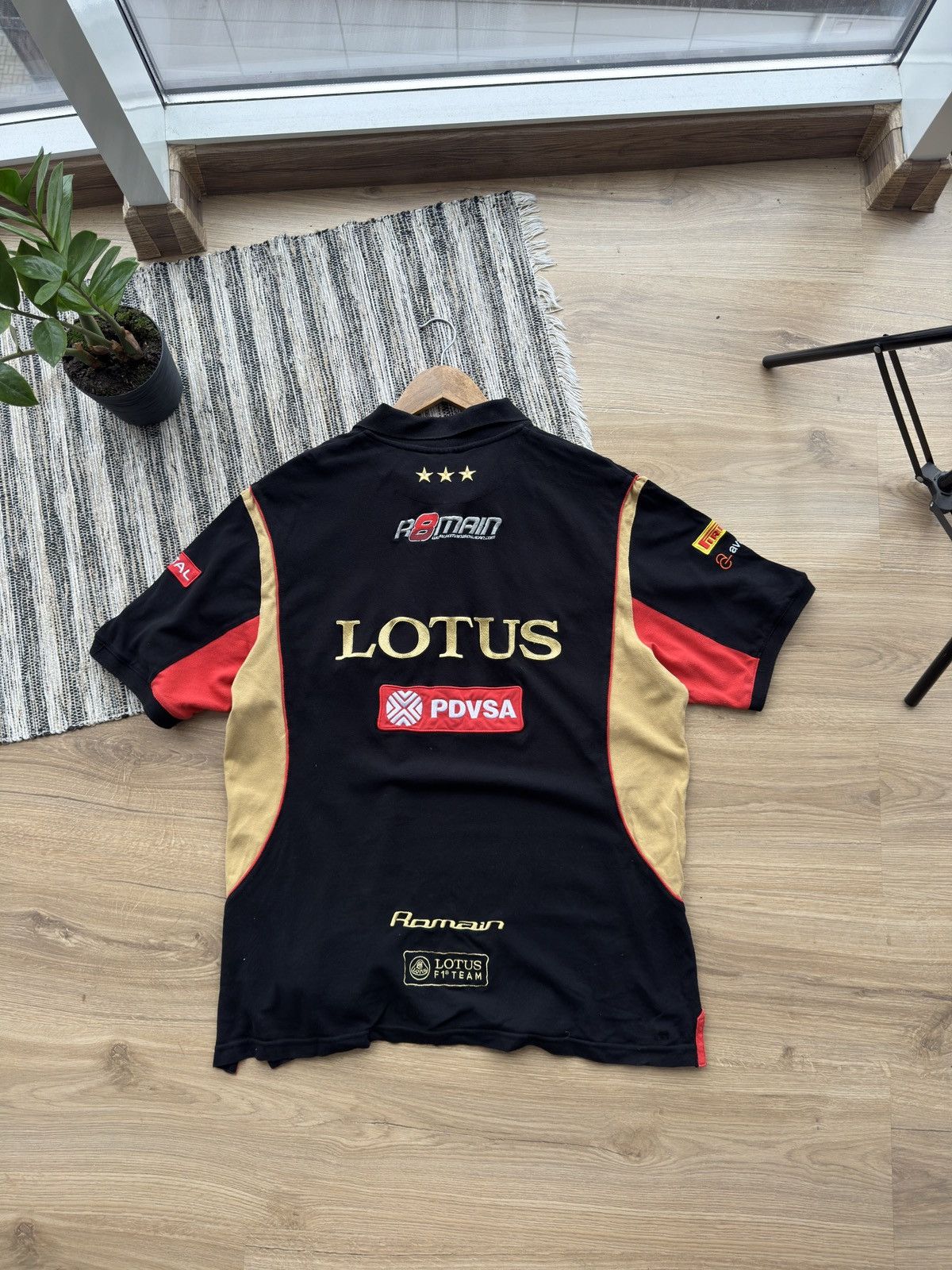 Fox Racing Lotus Racing Formula 1 Team Renault Racing Official Product Size US XXL / EU 58 / 5 - 13 Thumbnail
