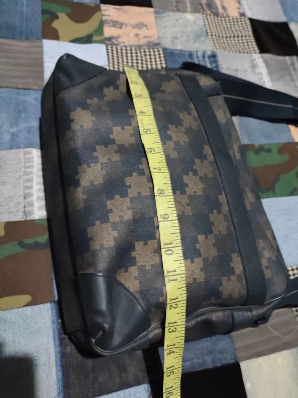 Y's × Yohji Yamamoto Ysaccs by Yohji Yamamoto Crossbody Sling bag Puzzle Print Size ONE SIZE - 16 Thumbnail