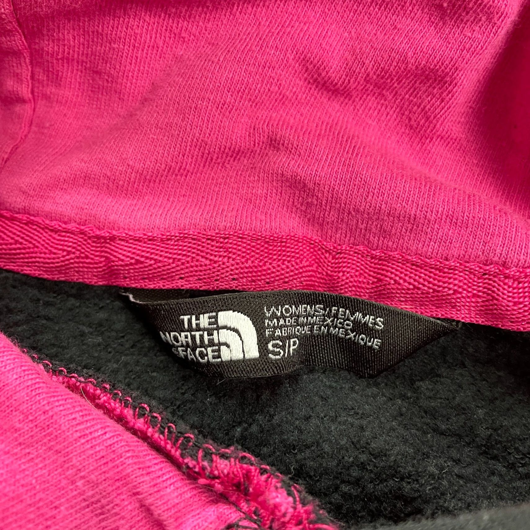 The North Face The North Face Hoodie Sweatshirt Womens Small Black Pink Fleece Graphic Pullover Size S / US 4 / IT 40 - 4 Thumbnail
