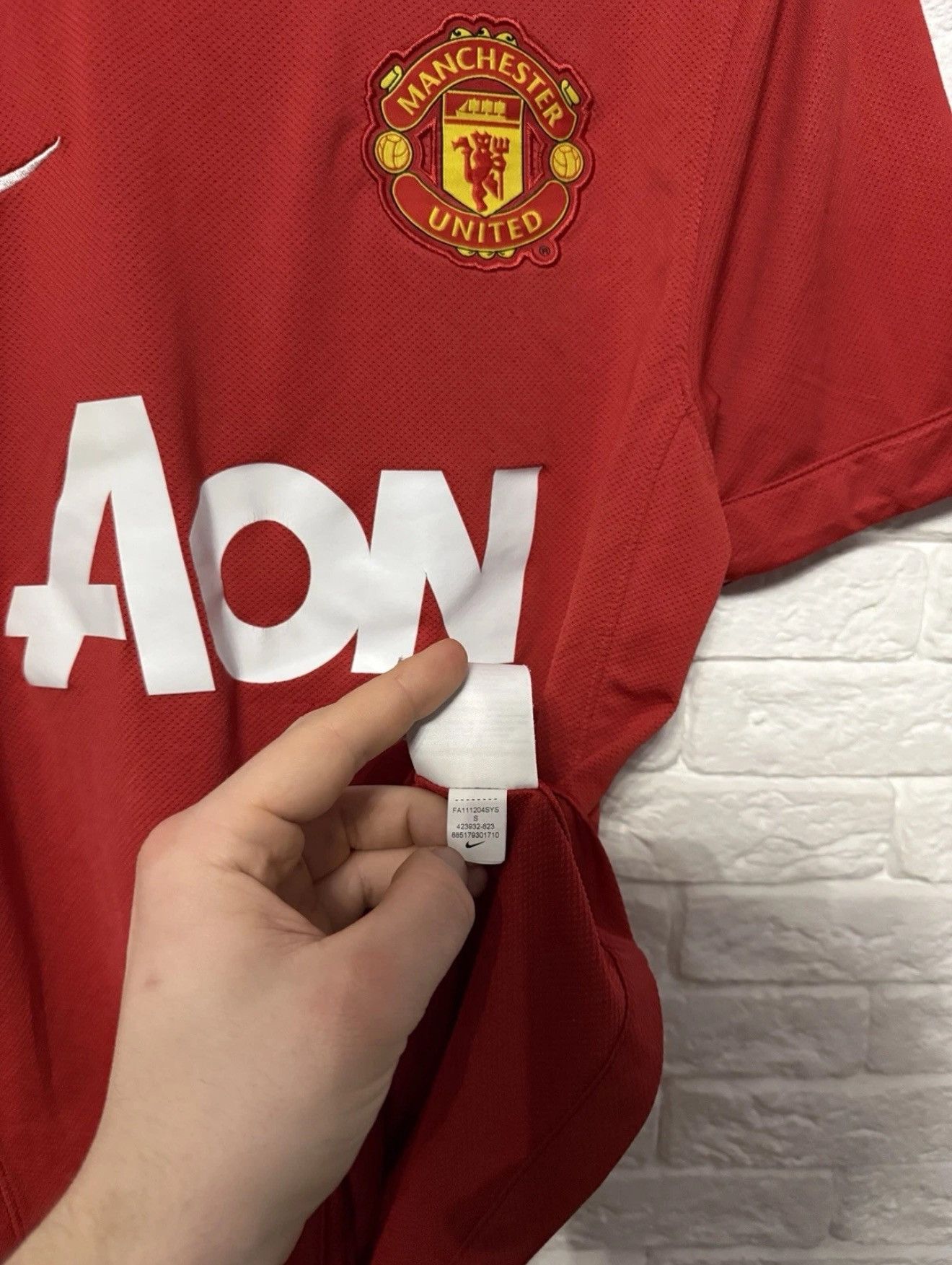 Nike Nike Manchester United Nani #17 Jersey 11/12 Football Shirt Size US S / EU 44-46 / 1 - 9 Thumbnail