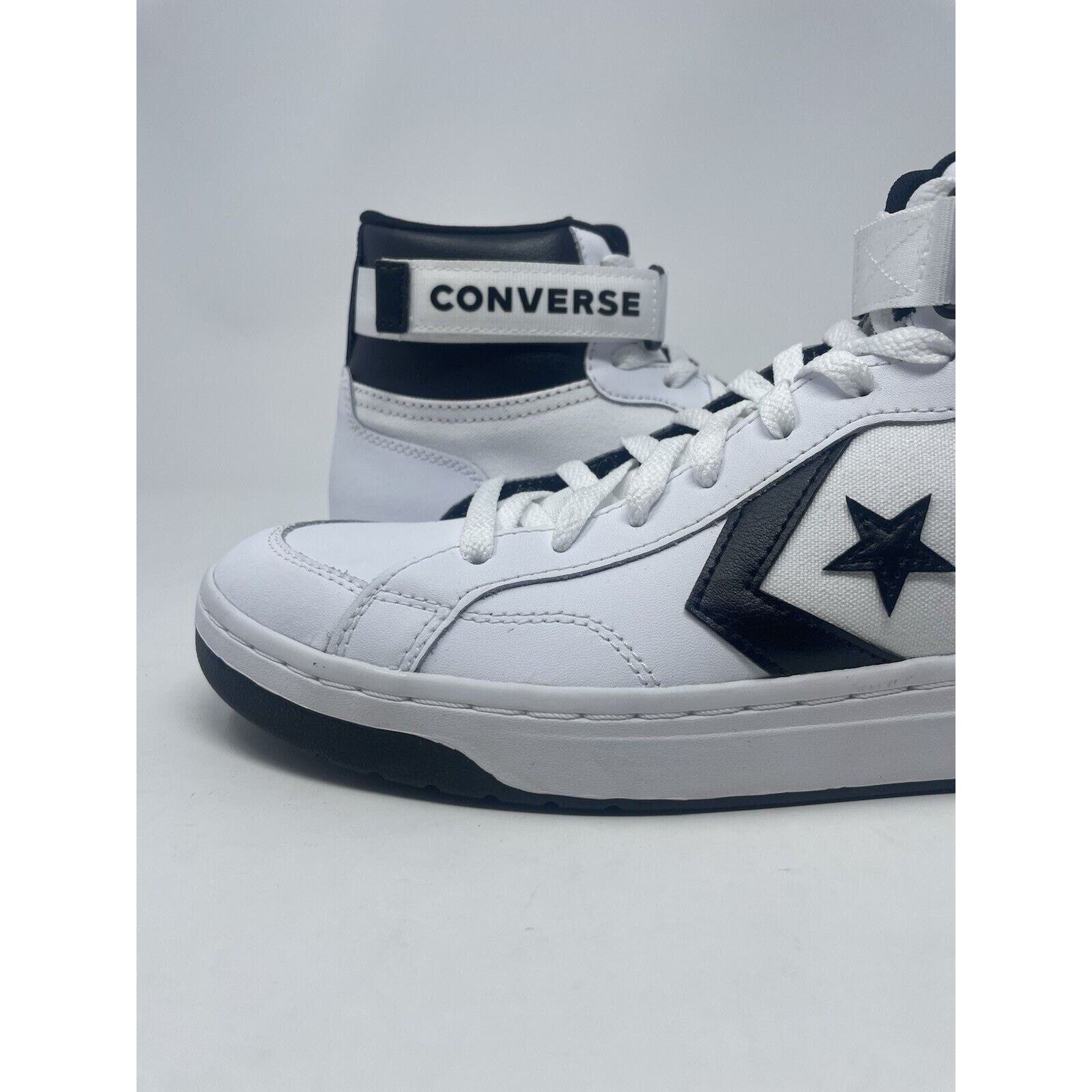 Converse Converse Pro Blaze V2 Mid Top White Black Mens Size 10.5 NEW Size US 10.5 / EU 43-44 - 5 Thumbnail