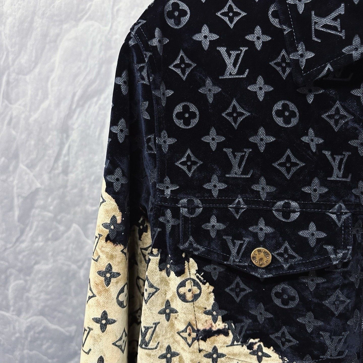 Louis Vuitton Louis Vuitton SS24 Fire Cloud Denim Jacket Size US M / EU 48-50 / 2 - 3 Thumbnail