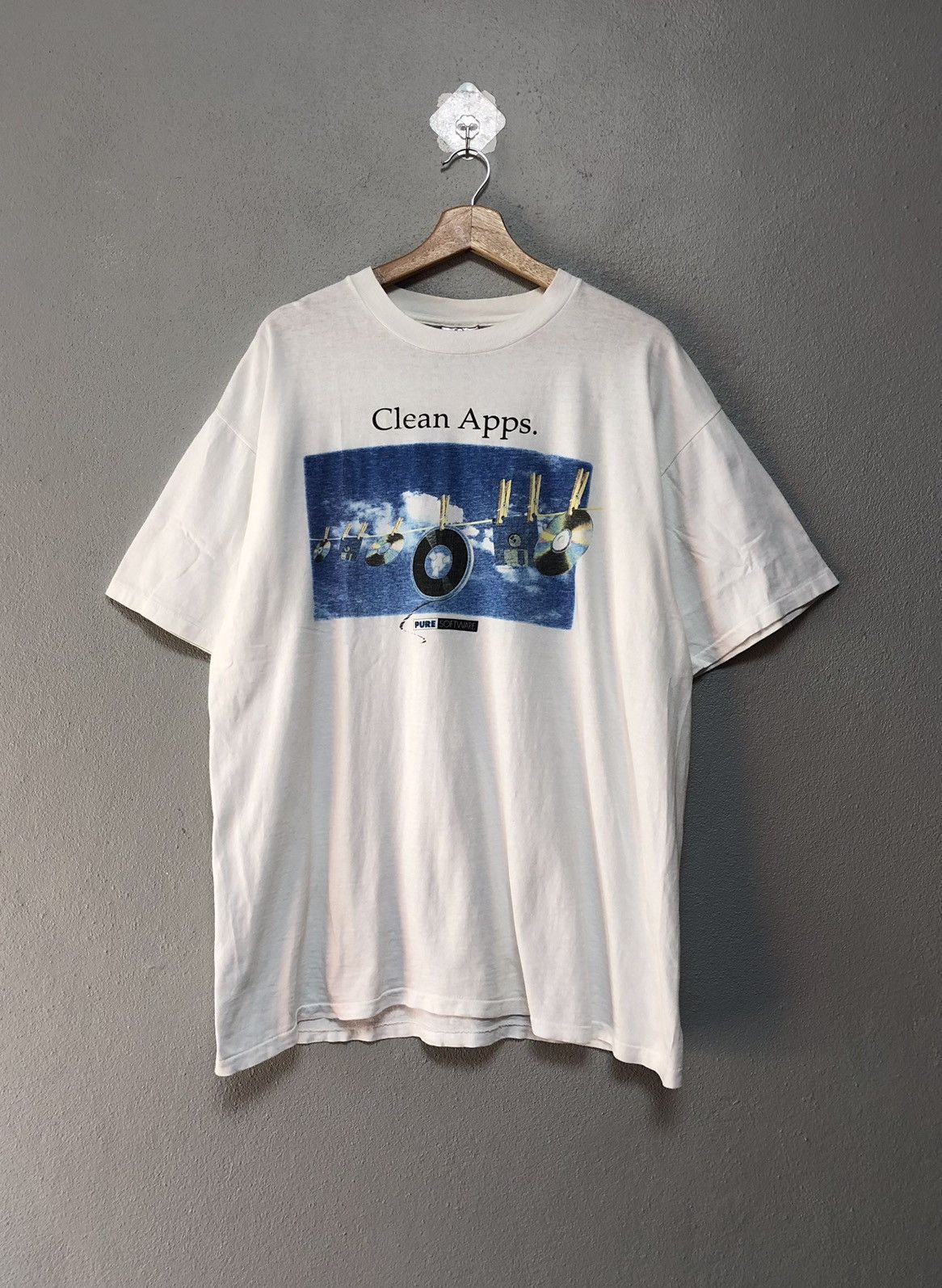 Apple Clean Apps. Pure Software by Apple Vintage Tee Size US XL / EU 56 / 4 - 9 Thumbnail