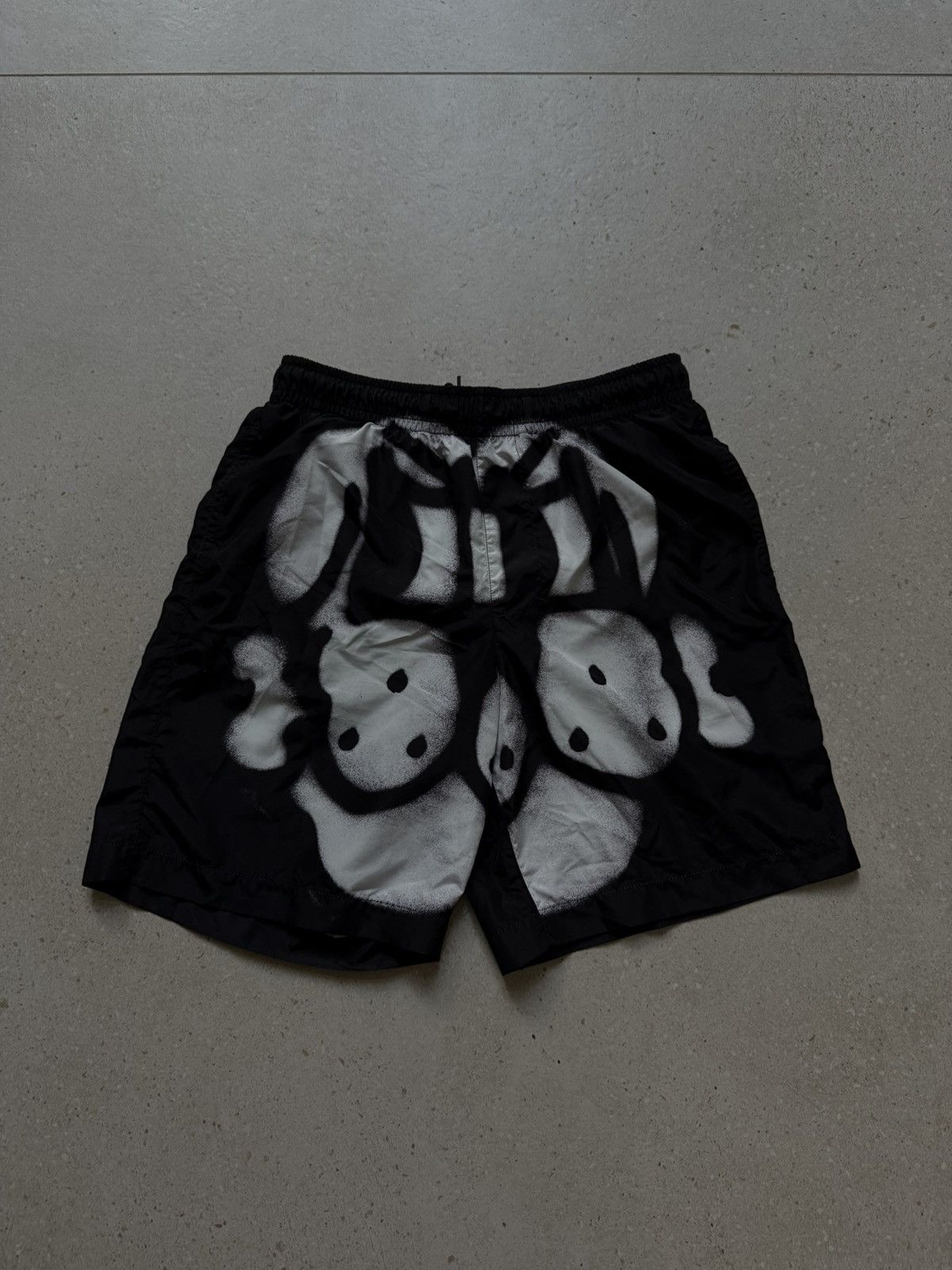 Givenchy *RARE* Givenchy Chito Dog Shorts Size US 30 / EU 46 - 1 Thumbnail