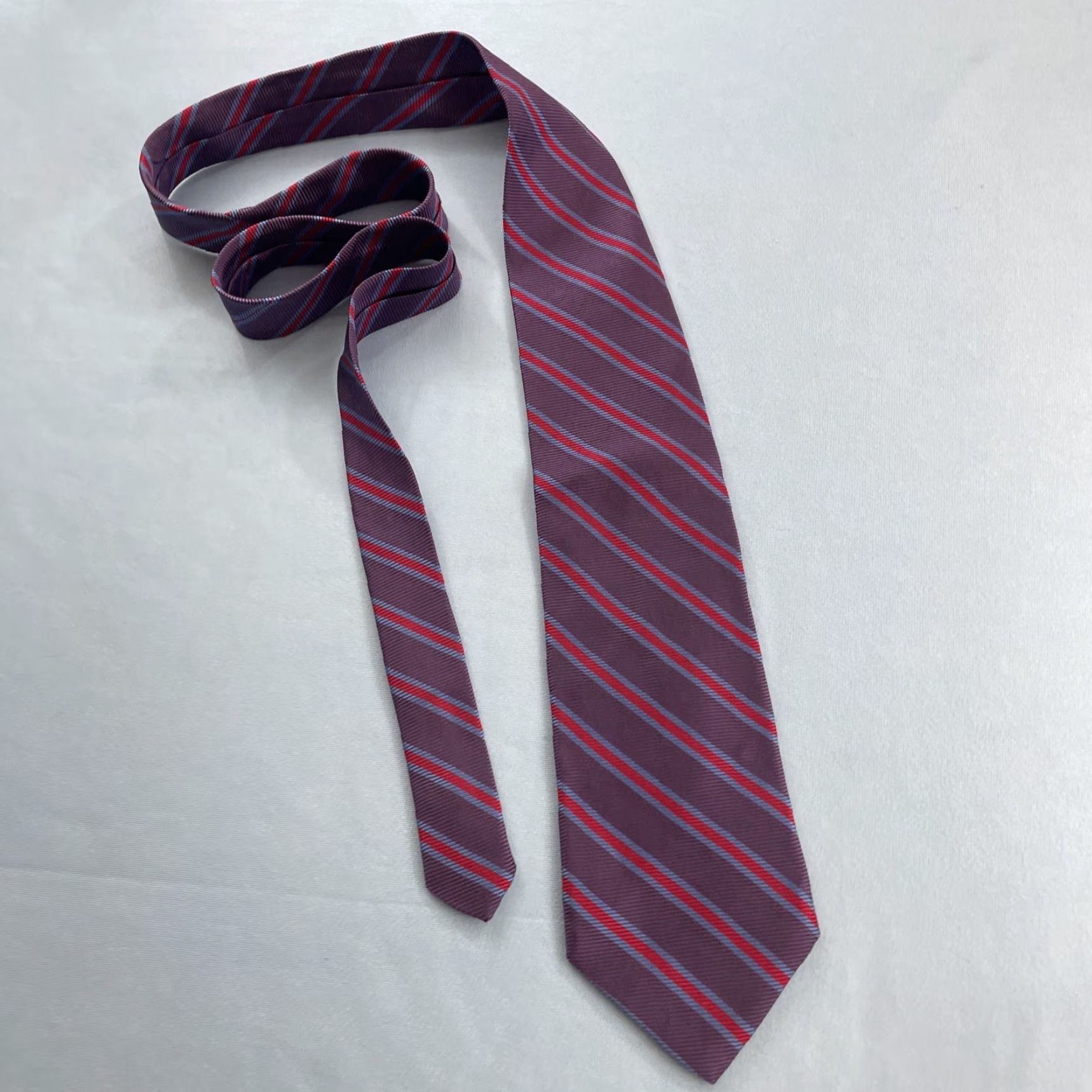 Brooks Brothers VINTAGE Brooks Brothers Makers Silk Tie Stripe Purple Blue Red Repp NeckTie 4x57 Handmade USA 100% Silk Woven Tie Capsule Wide Necktie Mens Size ONE SIZE - 4 Thumbnail