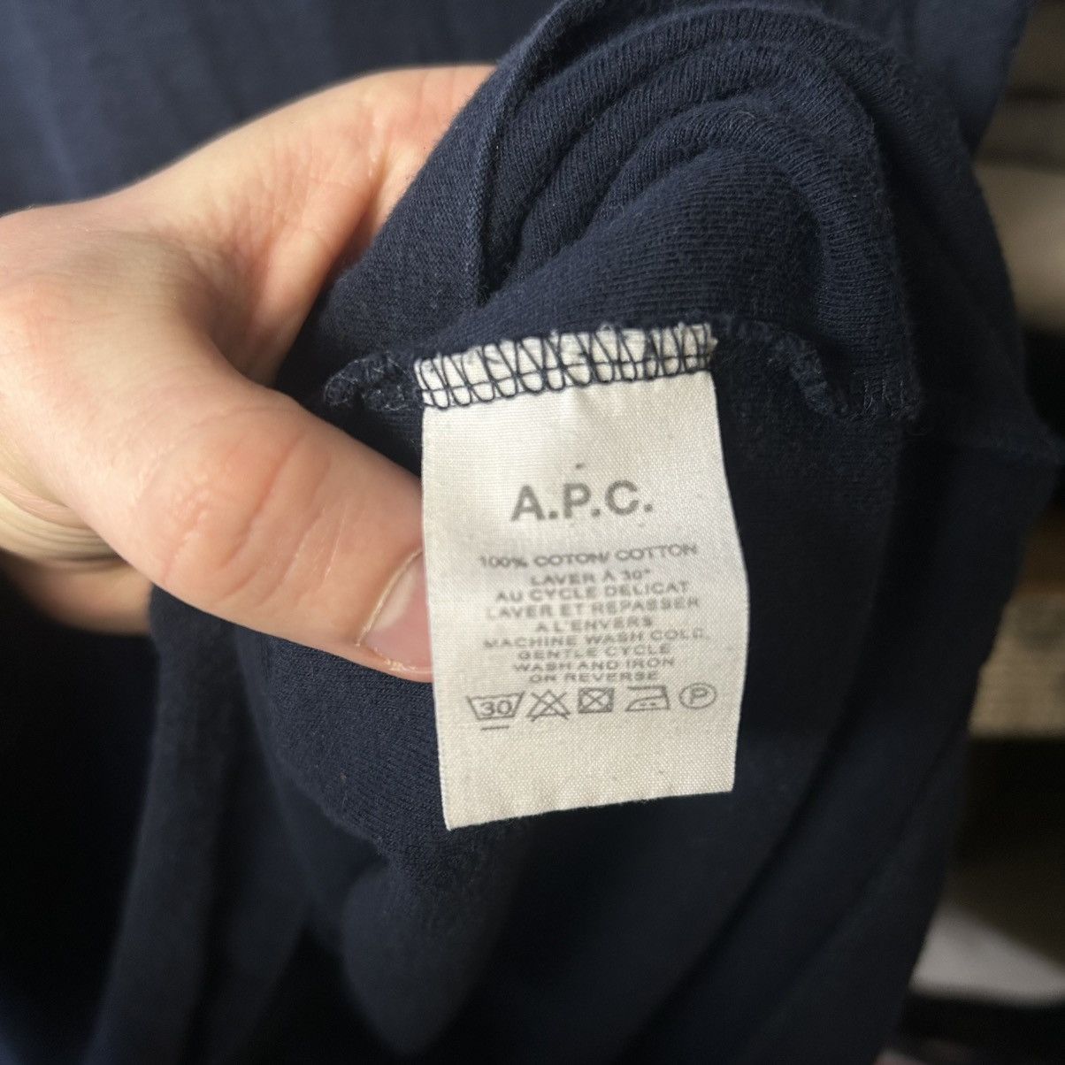 A.P.C. Luxury A.P.C small logo designer streetwear opium tee Size US XL / EU 56 / 4 - 8 Thumbnail