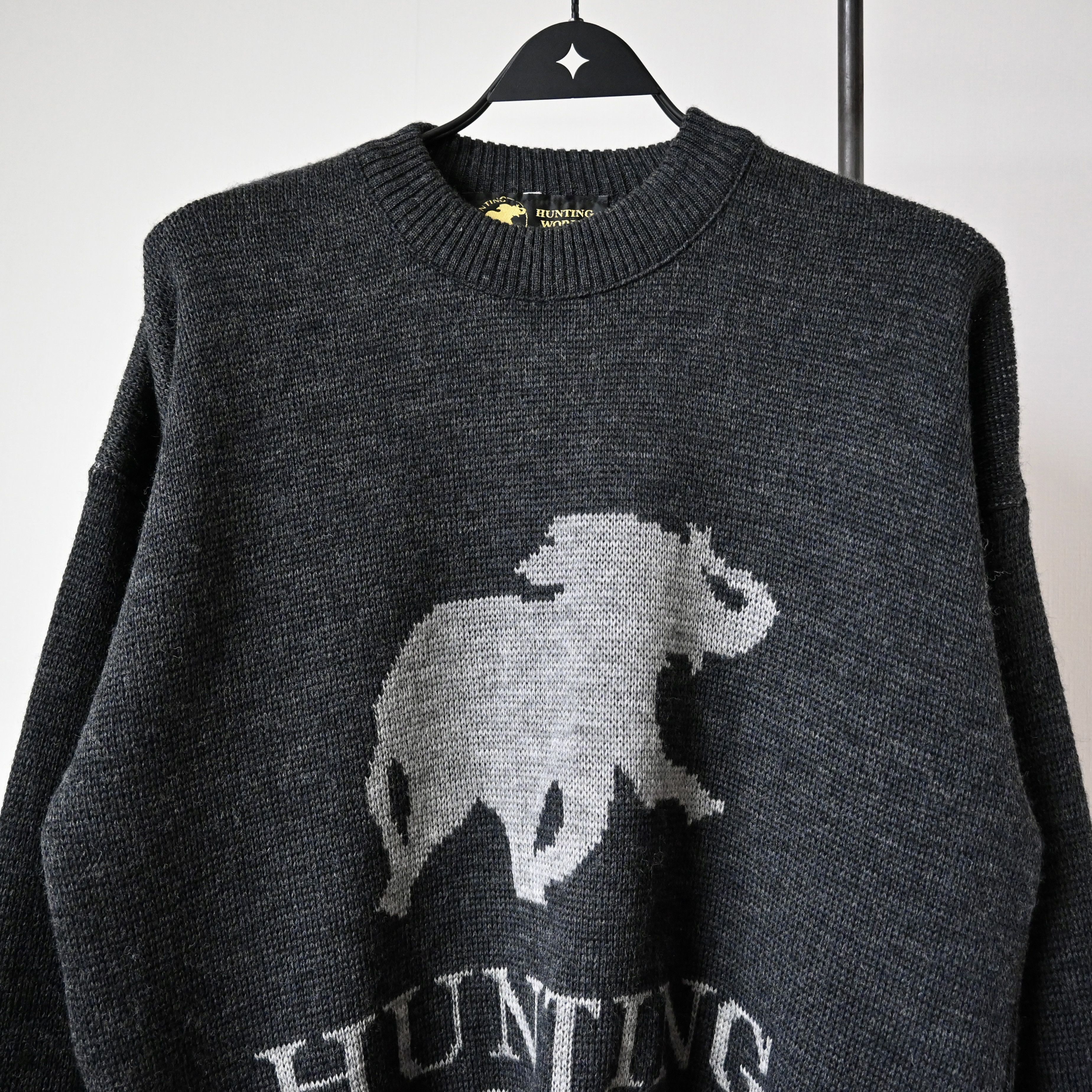 Vintage VTG 1990s HUNTING WORLD iconic logo knit sweater, made in UK Size US M / EU 48-50 / 2 - 5 Thumbnail
