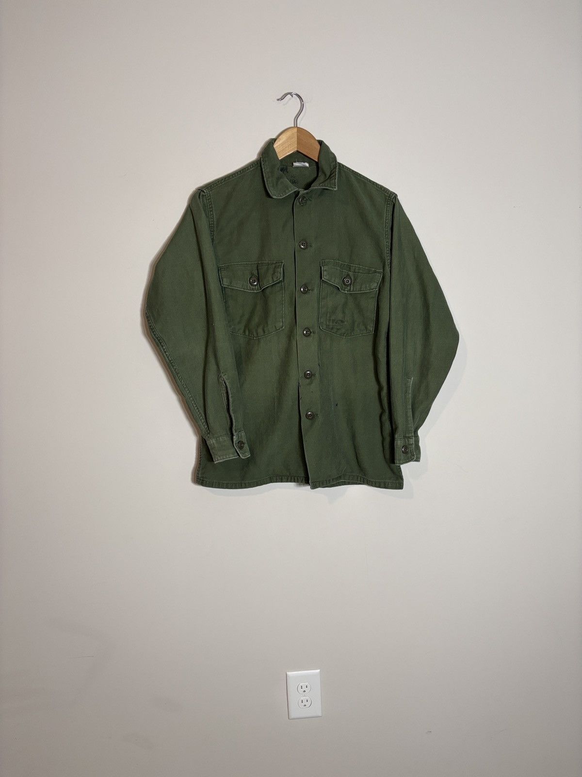 Vintage Vintage 60s/70s Vietnam USMC OG107 Fatigue Shirt Size US M / EU 48-50 / 2 - 1 Thumbnail