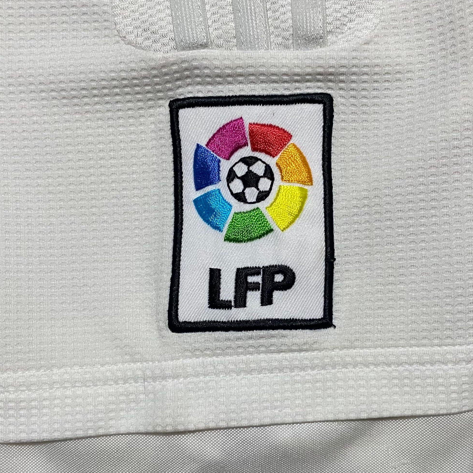 Adidas Real Madrid 2015-2016 Home Jersey Martin Ødegaard Size US S / EU 44-46 / 1 - 7 Thumbnail