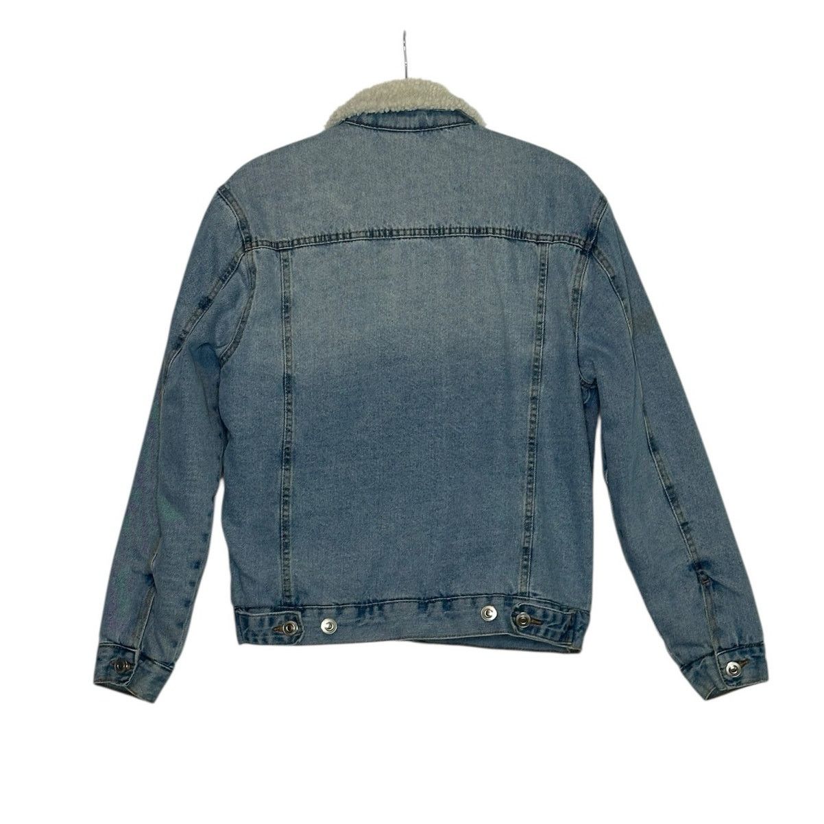 Forever 21 Forever 21 men Jean Sherpa buttoned jean jacket size S Size US S / EU 44-46 / 1 - 2 Thumbnail