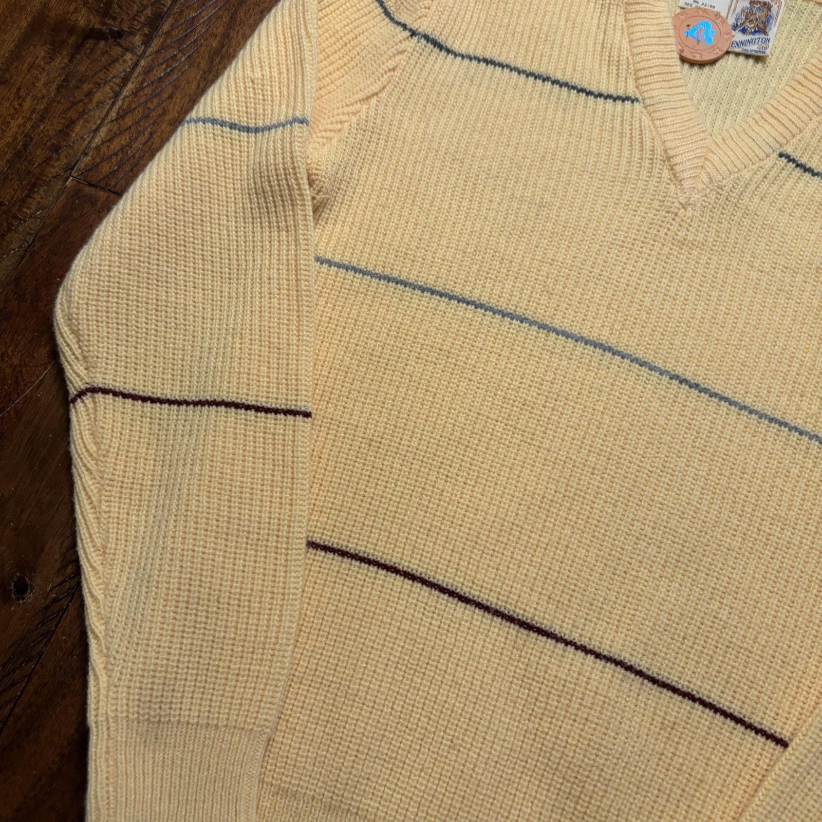 Kennington Ltd. Vtg Kennington Sweater M Striped Waffle Knit V Neck Pullover Size US M / EU 48-50 / 2 - 5 Thumbnail