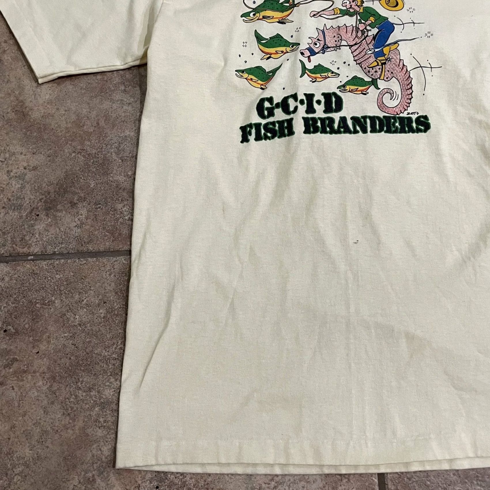Hanes VINTAGE Hanes Sea Horse Graphic Tee Mens Size L Yellow USA Single Stitch Shirt Size US L / EU 52-54 / 3 - 3 Thumbnail
