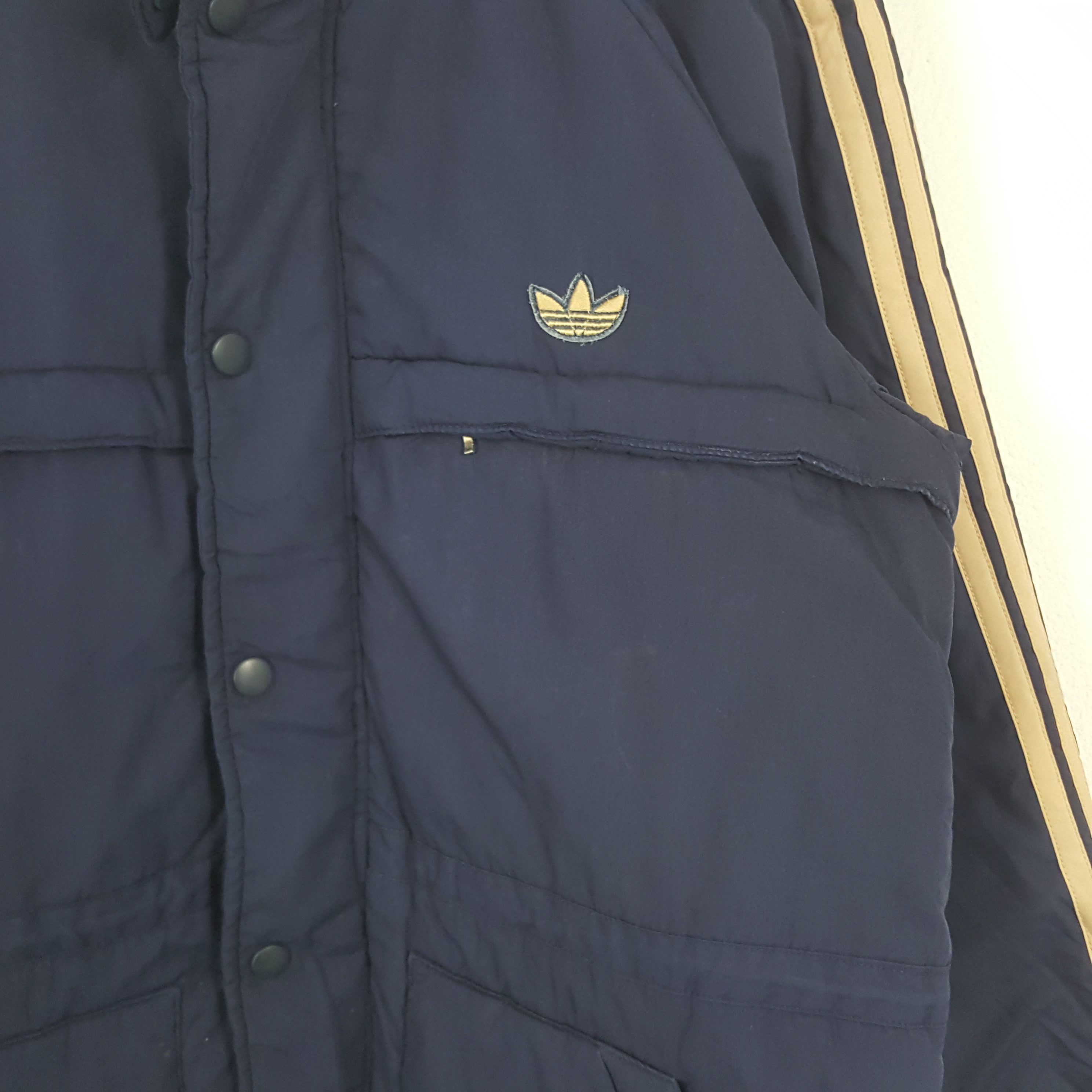 Adidas × Vintage Vintage Adidas Outdoor Activity Winter Jacket Size US M / EU 48-50 / 2 - 2 Thumbnail