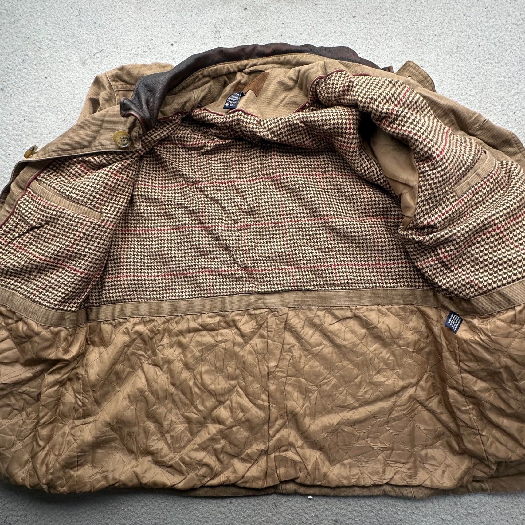 Vintage VINTAGE GH Bass Co Barn Chore Work Field Coat Jacket Mens Large Leather Collar Button Pockets Lined Brown Size US L / EU 52-54 / 3 - 7 Thumbnail