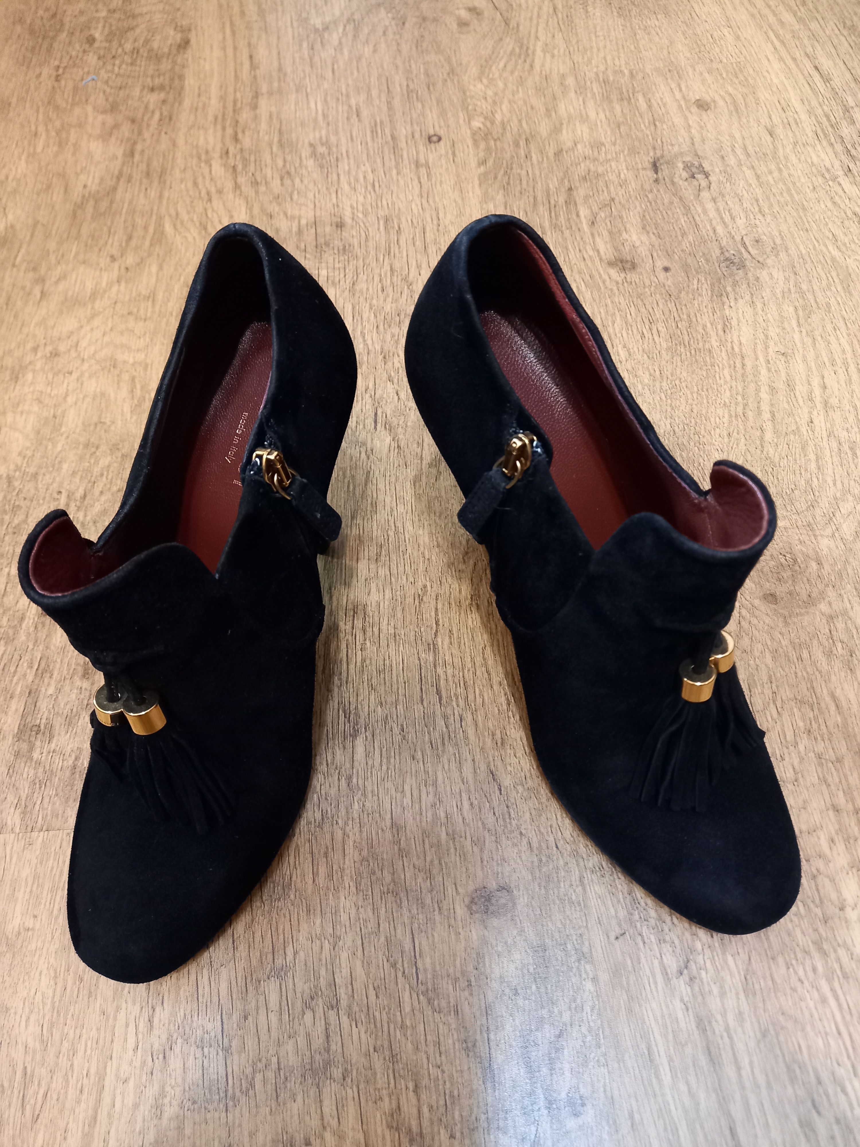 Gucci Suede Heels Shoes in Black, Women's (Size 7.5)