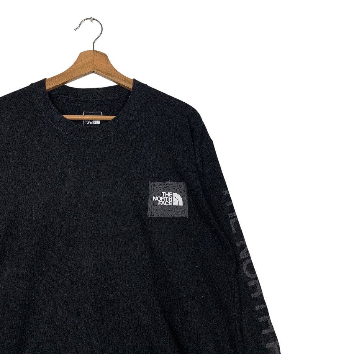 The North Face THE NORTH FACE Big Logo Graphic Long Sleeve Tees #2850-C128 Size US XL / EU 56 / 4 - 7 Thumbnail