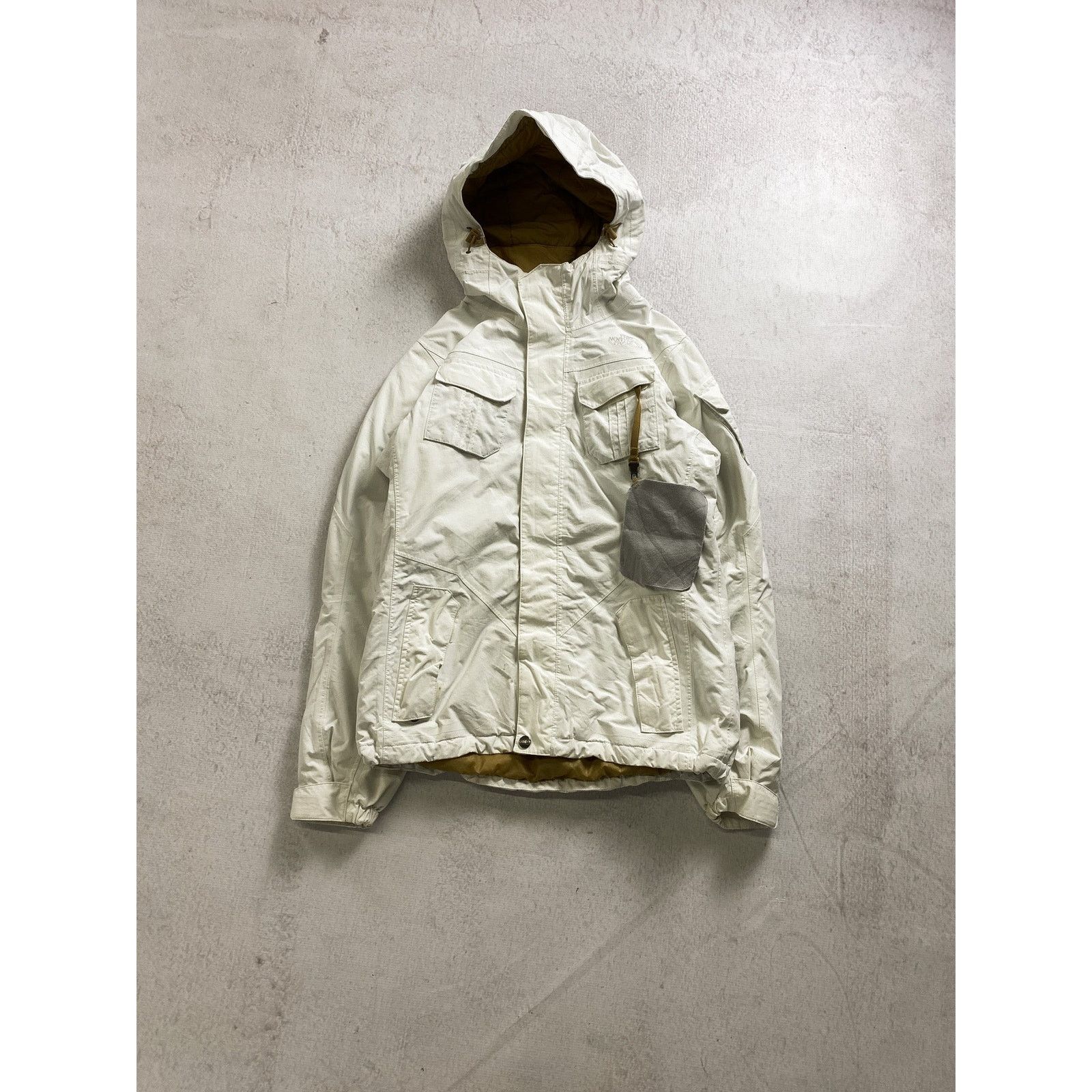 The North Face Vintage 00s The North Face White Jacket - Women's Small Size S / US 4 / IT 40 - 1 Thumbnail