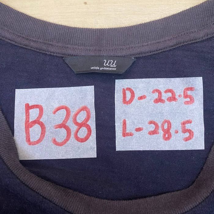 Undercover × Uniqlo B38 UNDERCOVER X UNIQLO JAPAN BASIC TEE Size US L / EU 52-54 / 3 - 3 Thumbnail