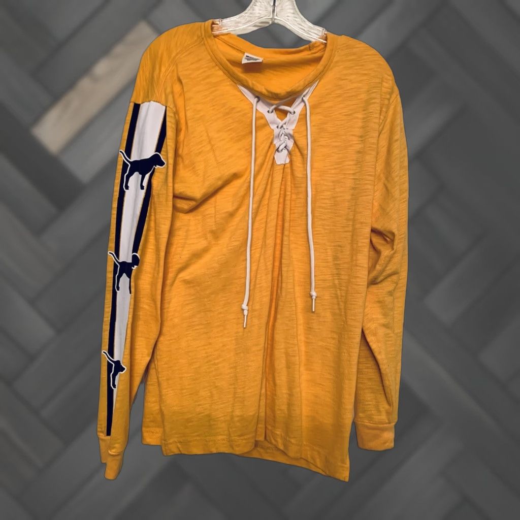 Vintage VINTAGE PINK by VICTORIA'S SECRET Lace Up V-Neck Yellow Pullover Shirt Women M Size M / US 6-8 / IT 42-44 - 1 Thumbnail