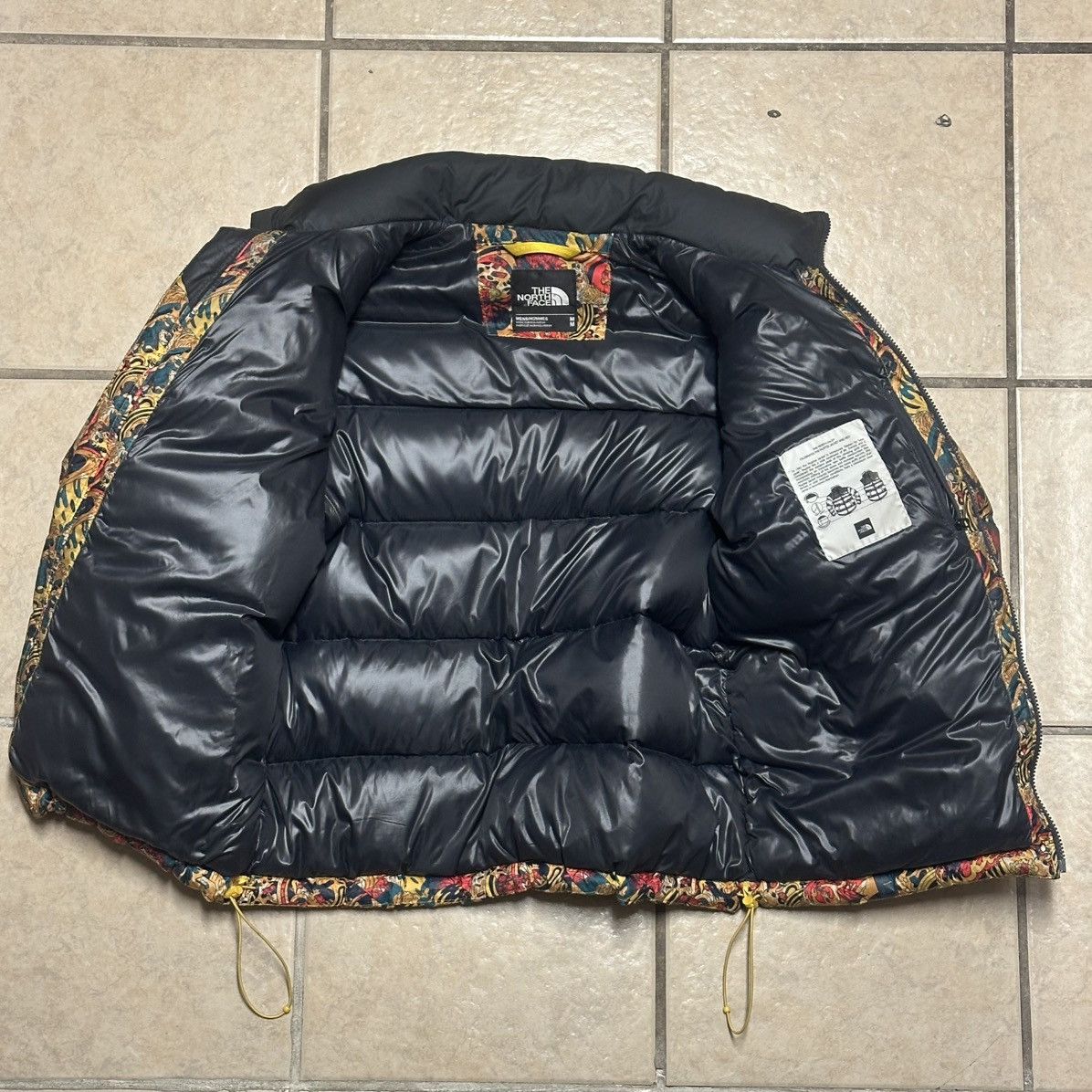 The North Face North Face 700 Down Nuptse Size US M / EU 48-50 / 2 - 3 Thumbnail