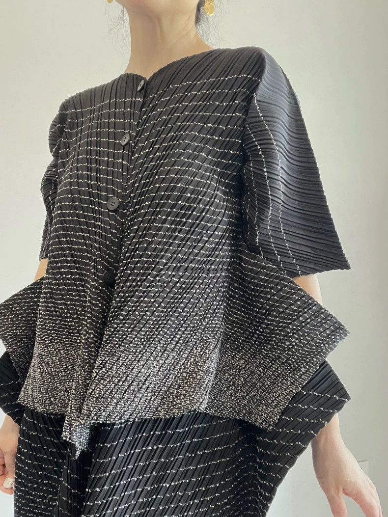 Issey Miyake Issey Miyake size:2 A grey main line mixed wool cardigan Size XS / US 0-2 / IT 36-38 - 5 Thumbnail